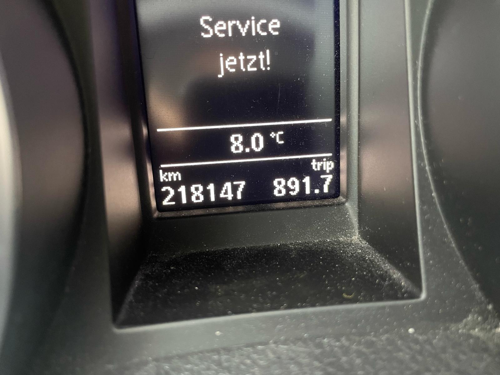 VW Golf Variant 1.6 TDI Comfortline 4Motion-image-6