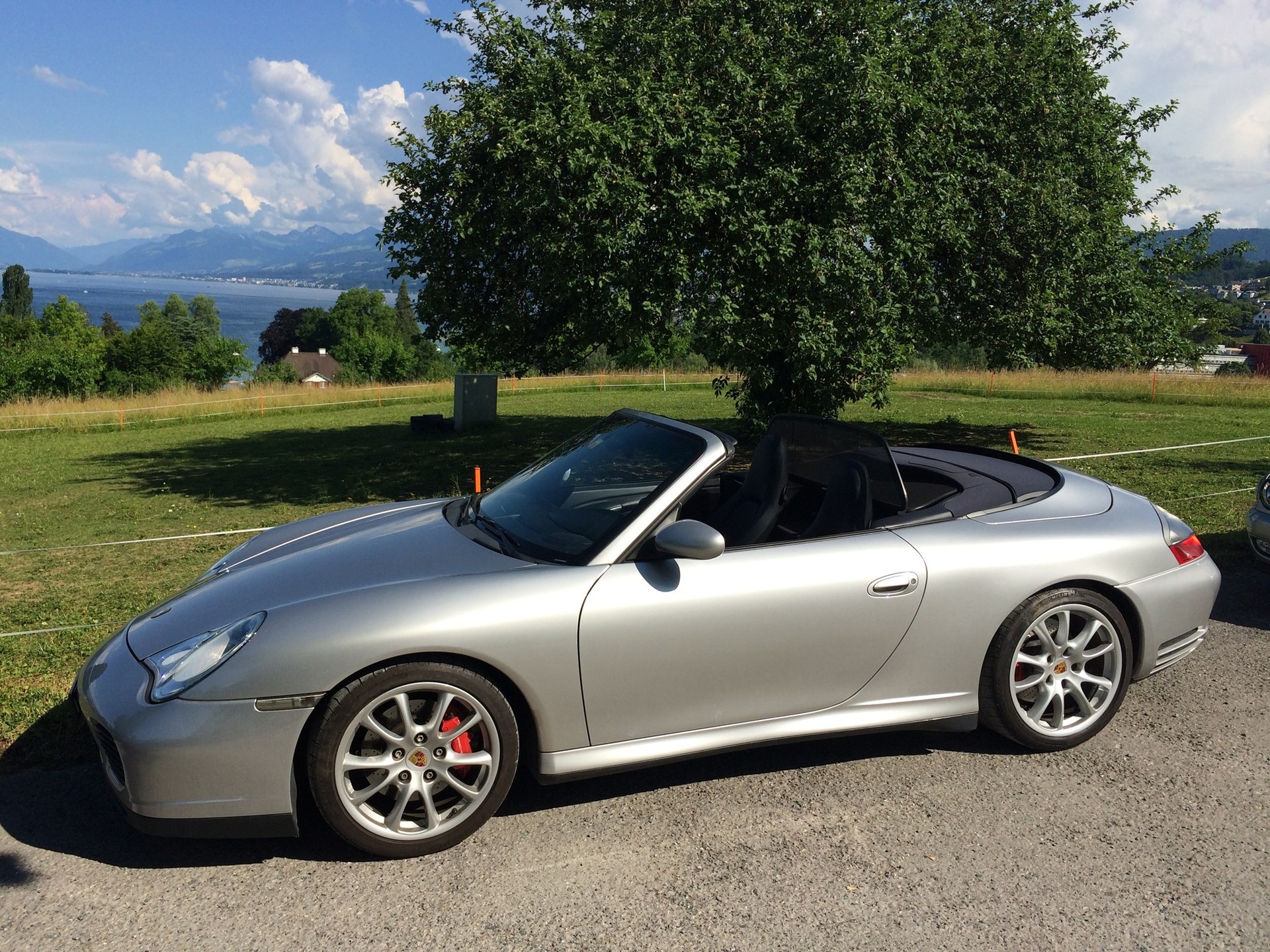 PORSCHE 911 Carrera 4 S Cabrio-image-0