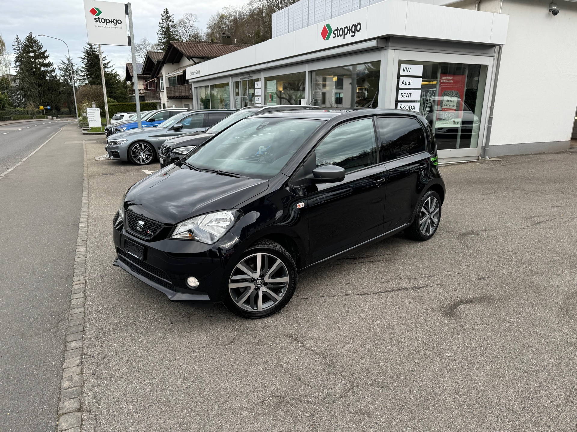 SEAT Mii 1.0 FR Line EcoFuel-image-0