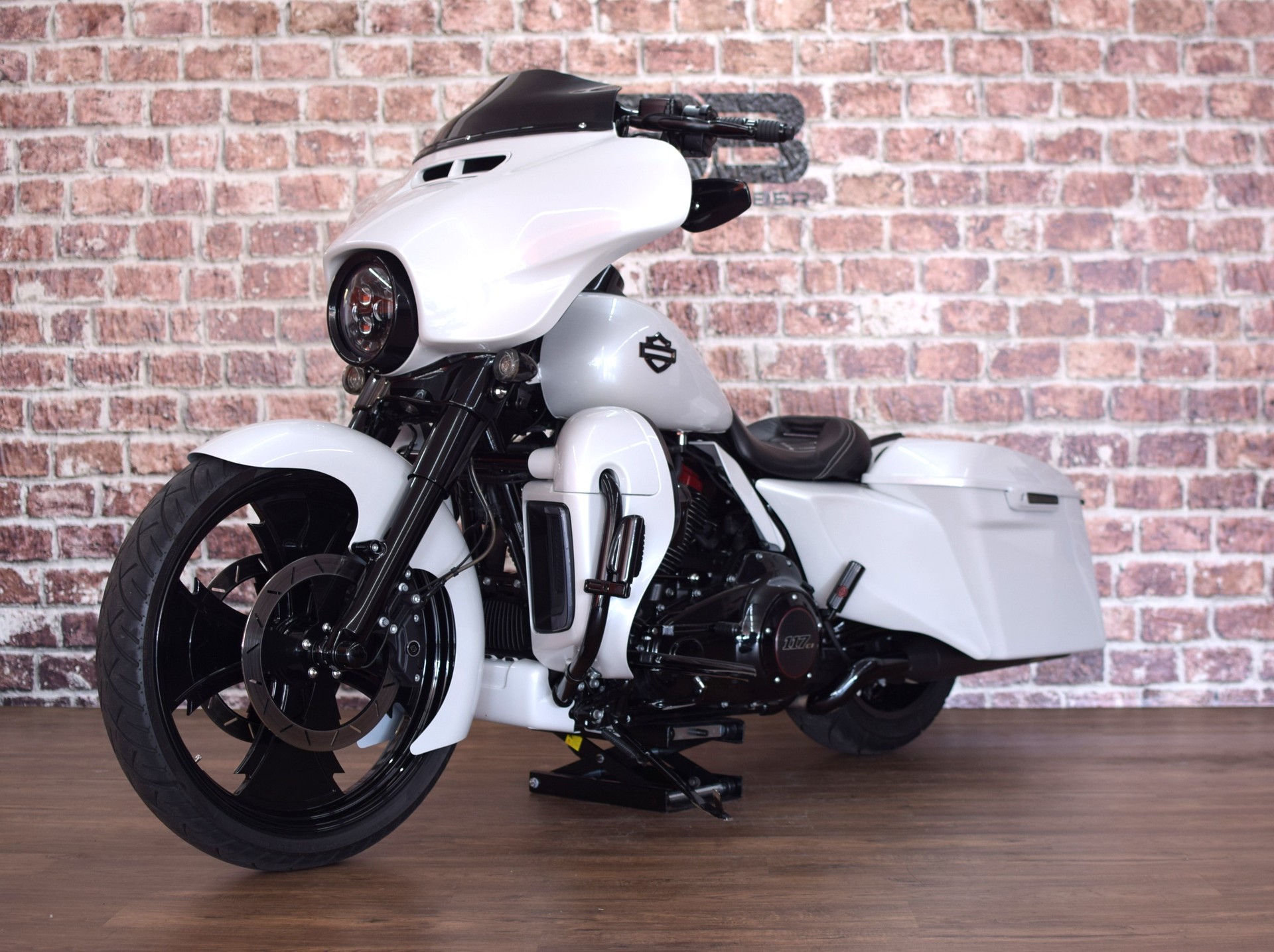 HARLEY-DAVIDSON FLHXSE Street Glide ABS CVO 117-image-5