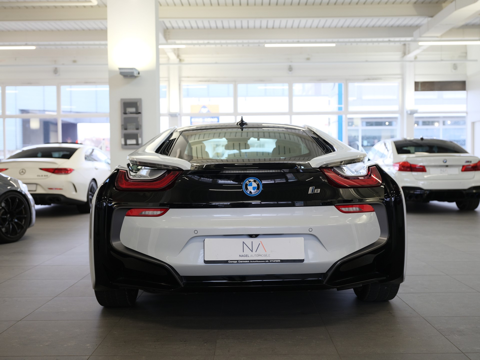 BMW i8 Coupé-image-4