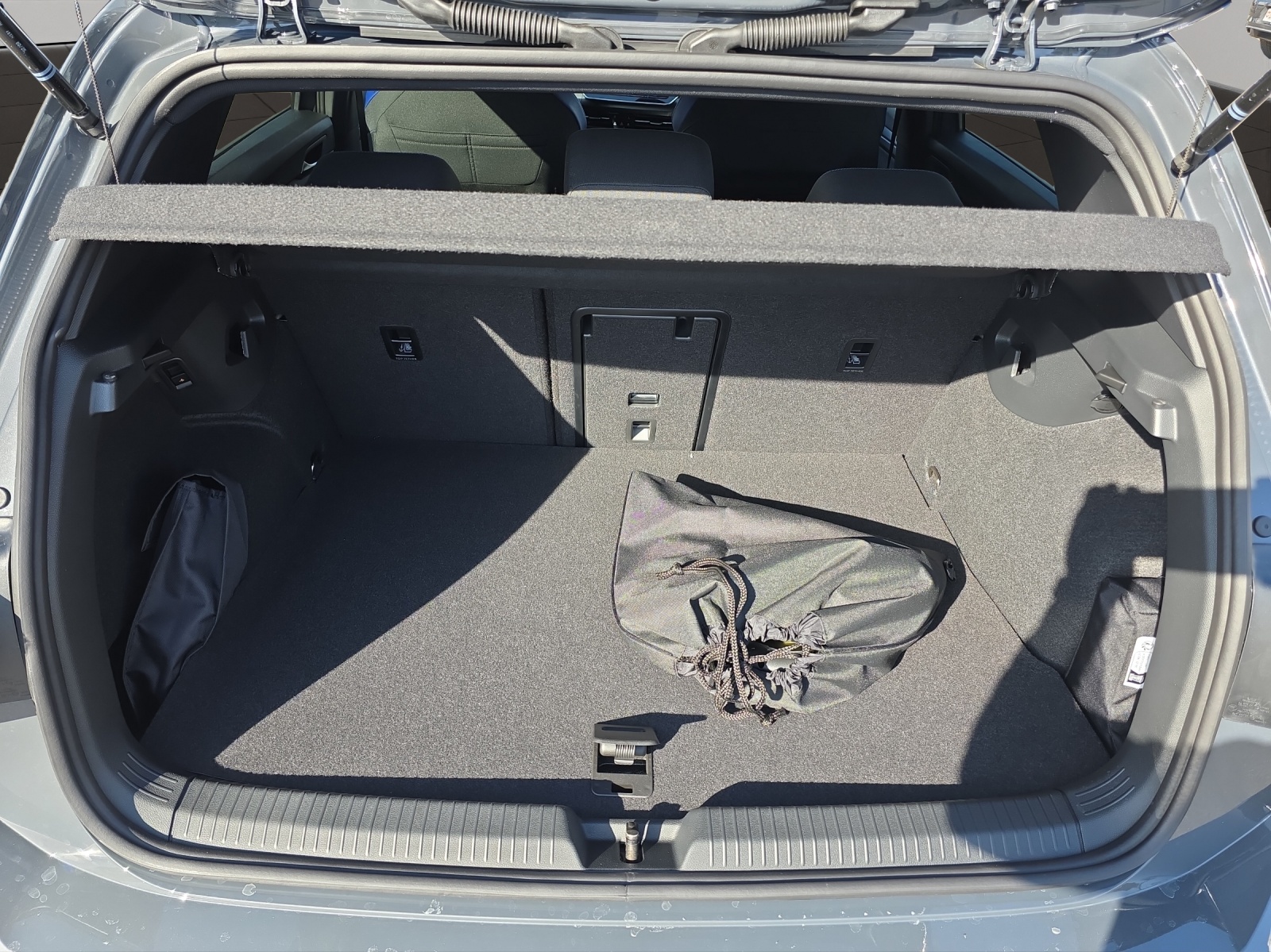 VW Golf 1.5 TSI PHEV GTE-image-5