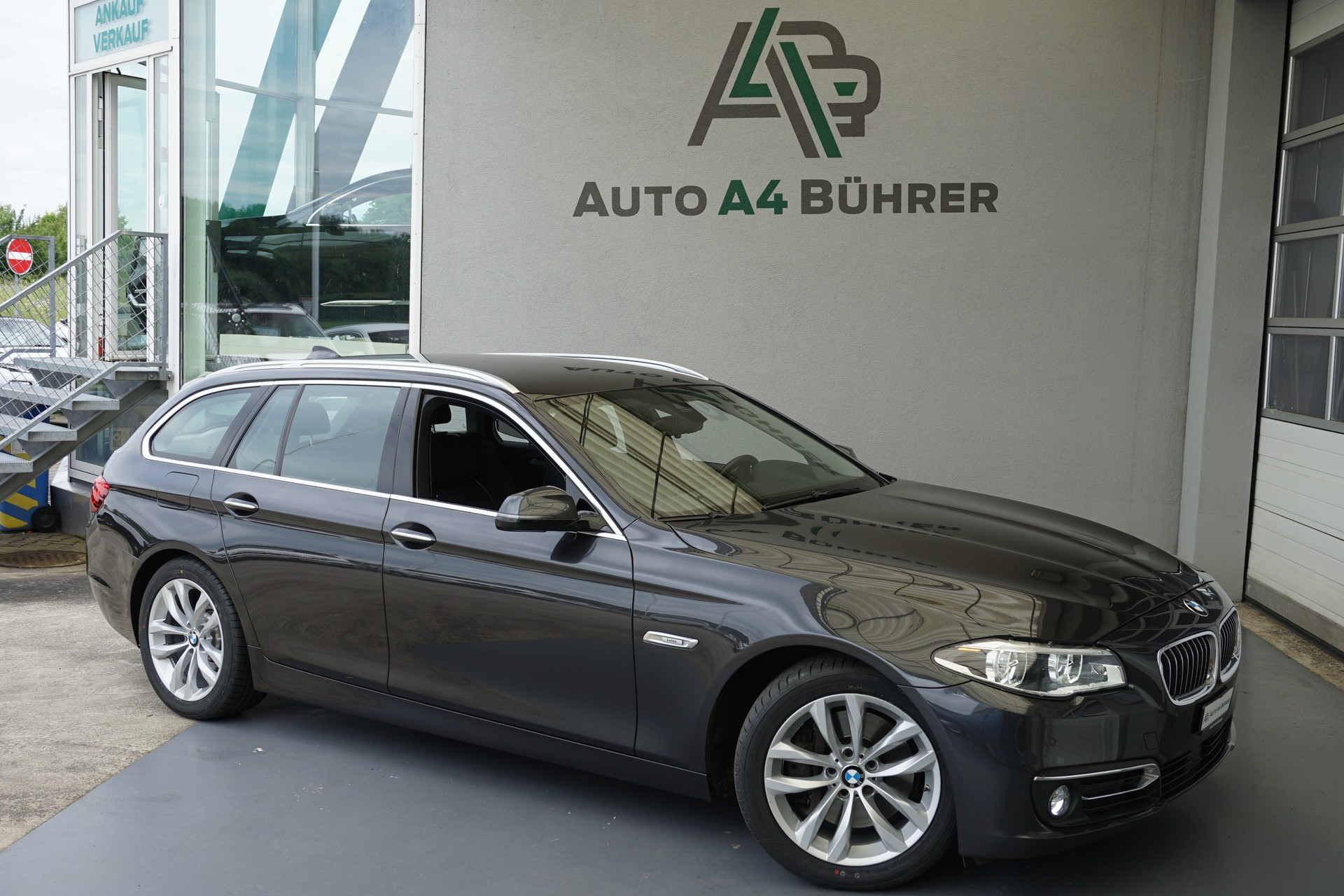 BMW 528i xDrive Touring Luxury 245PS mit Abstandsregeltempomat-image-4