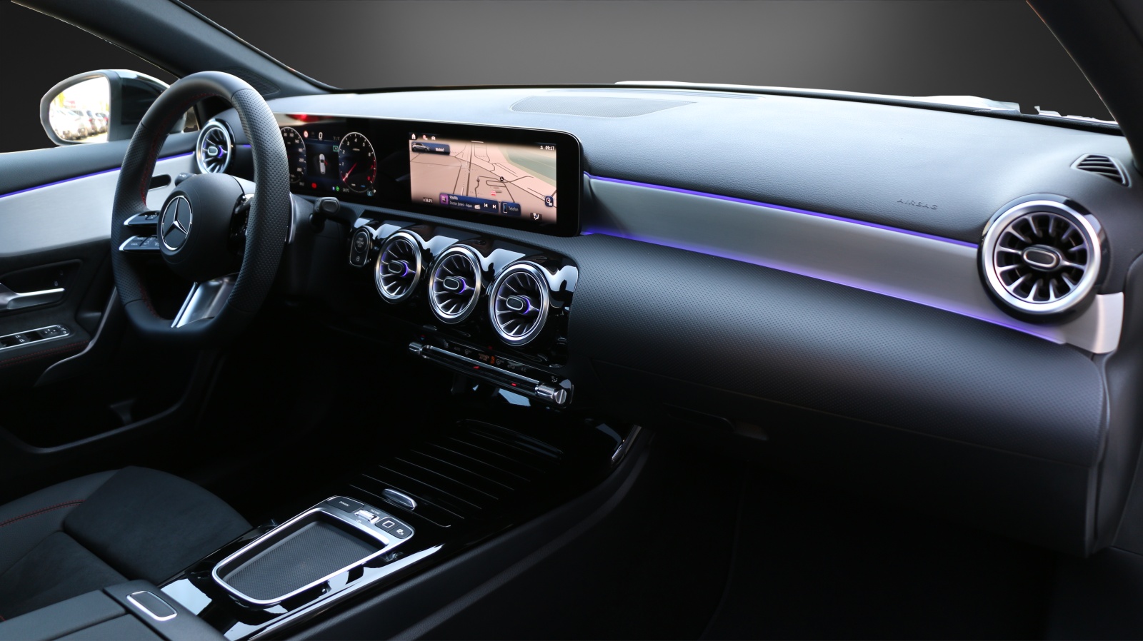 MERCEDES-BENZ A 200 7G-DCT-image-7