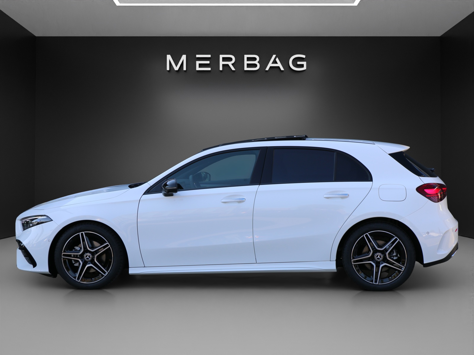 MERCEDES-BENZ A 200 7G-DCT-image-1