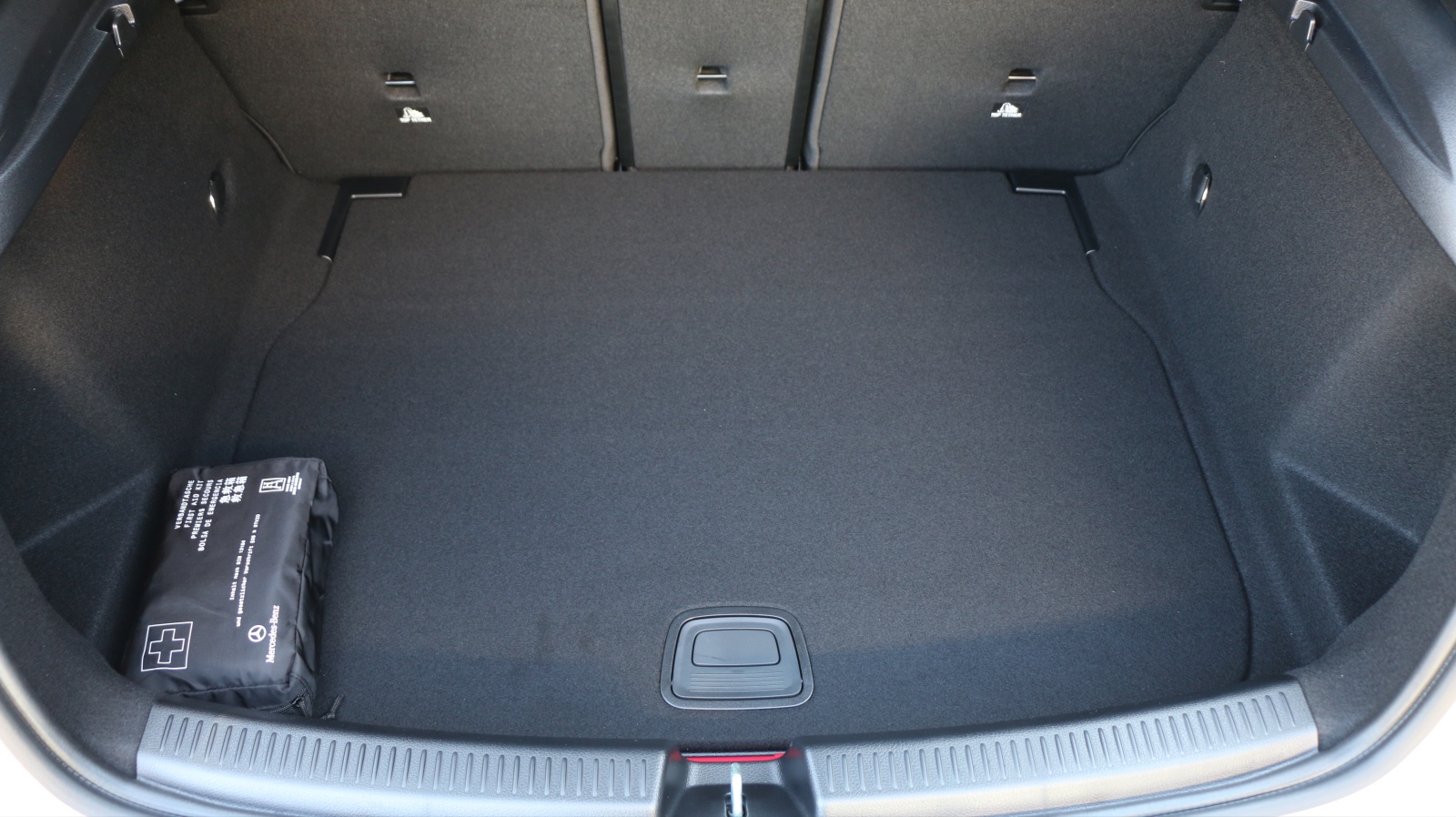MERCEDES-BENZ A 200 7G-DCT-image-9