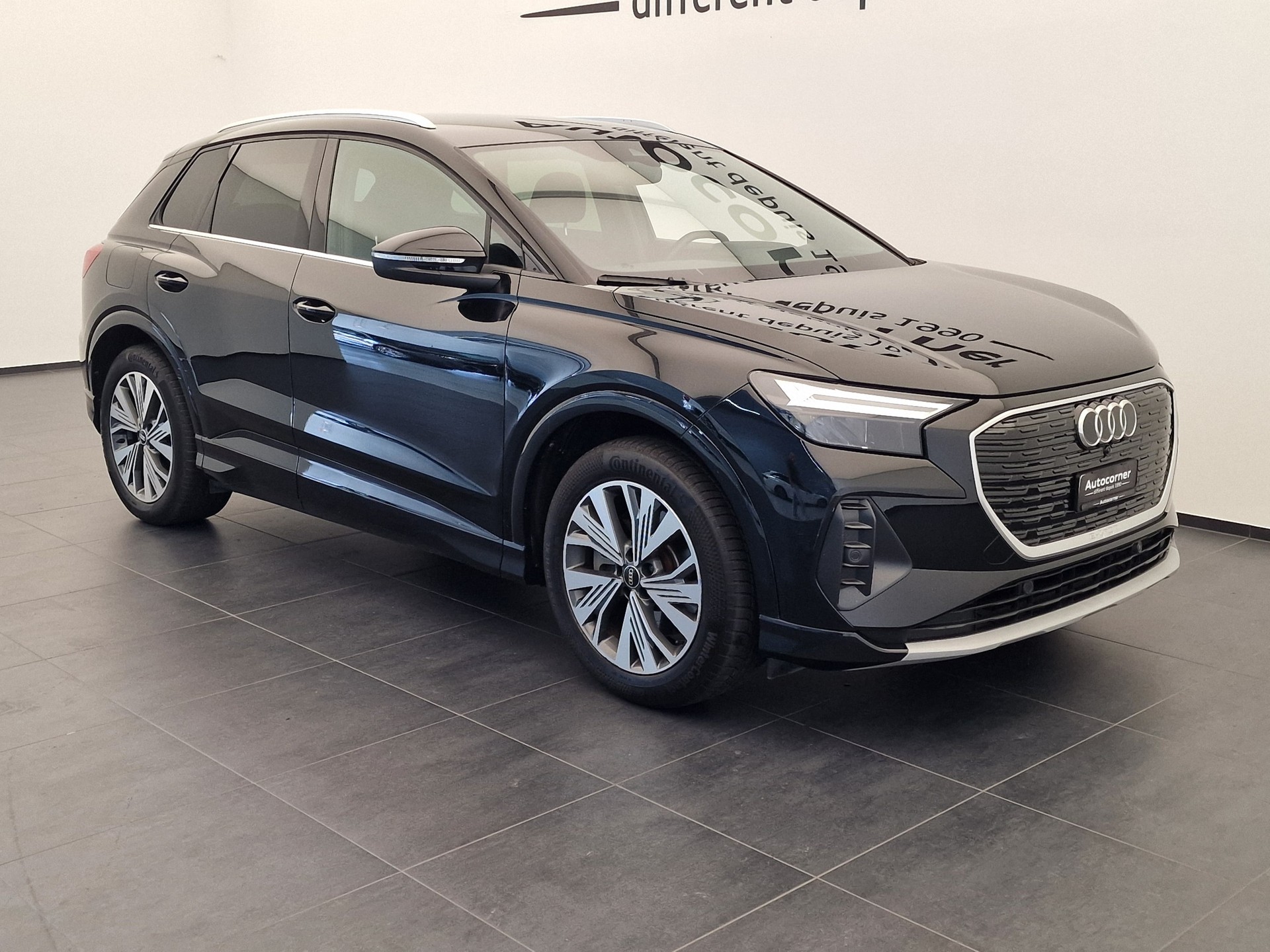 AUDI Q4 e-tron 40-image-4