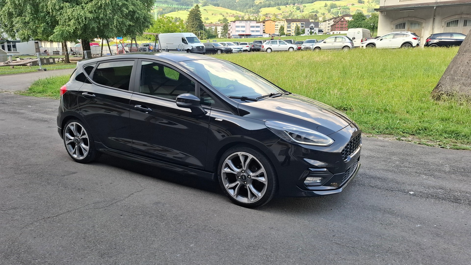 FORD FIESTA-image-5