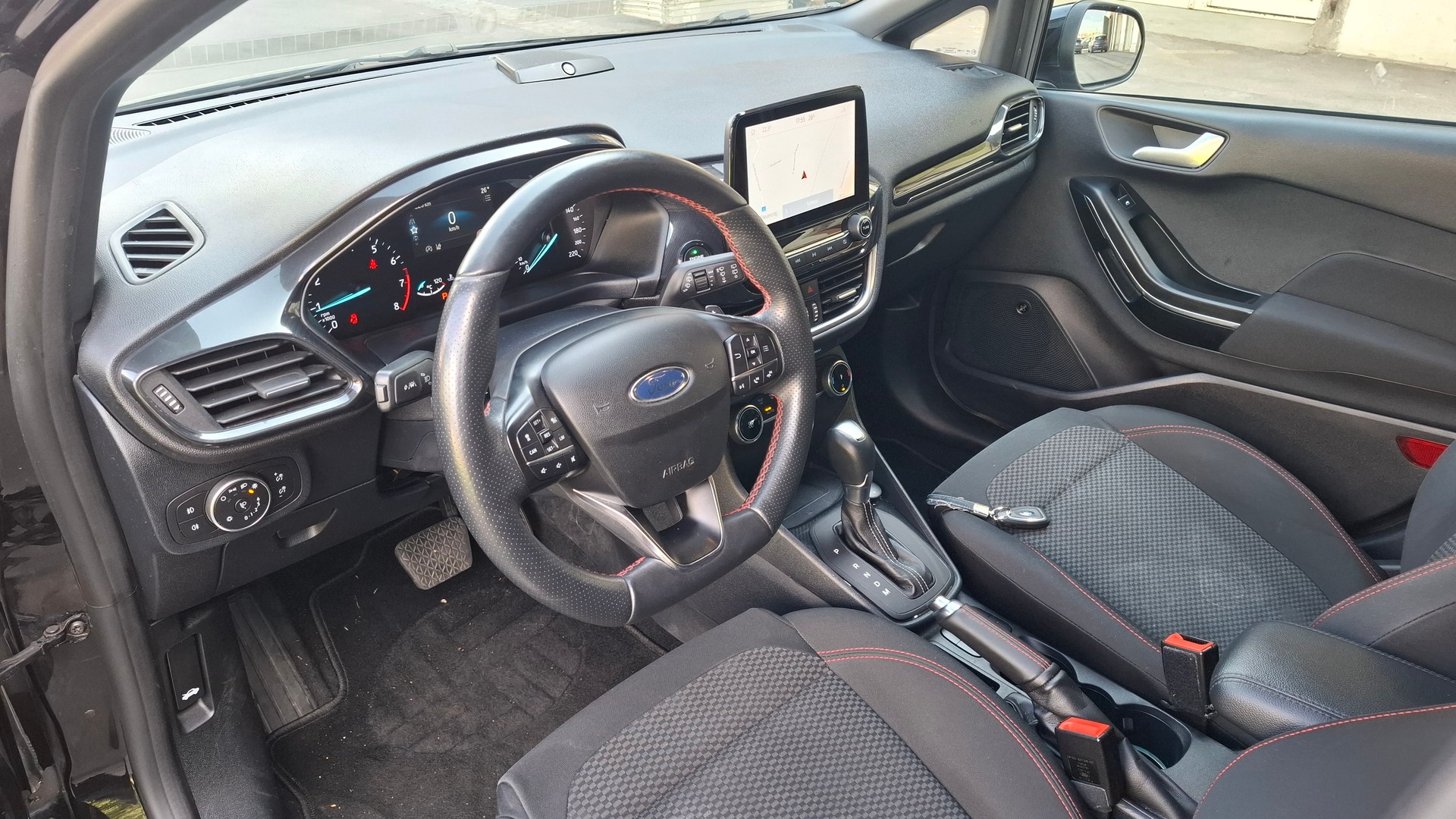 FORD FIESTA-image-7