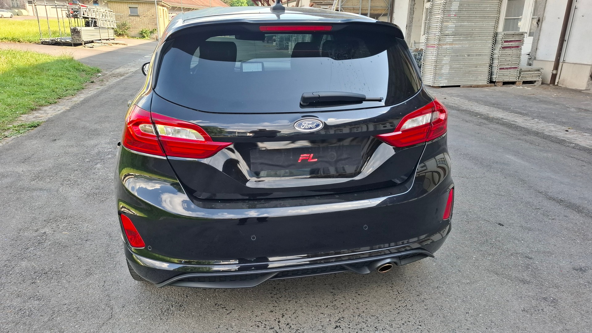 FORD FIESTA-image-3