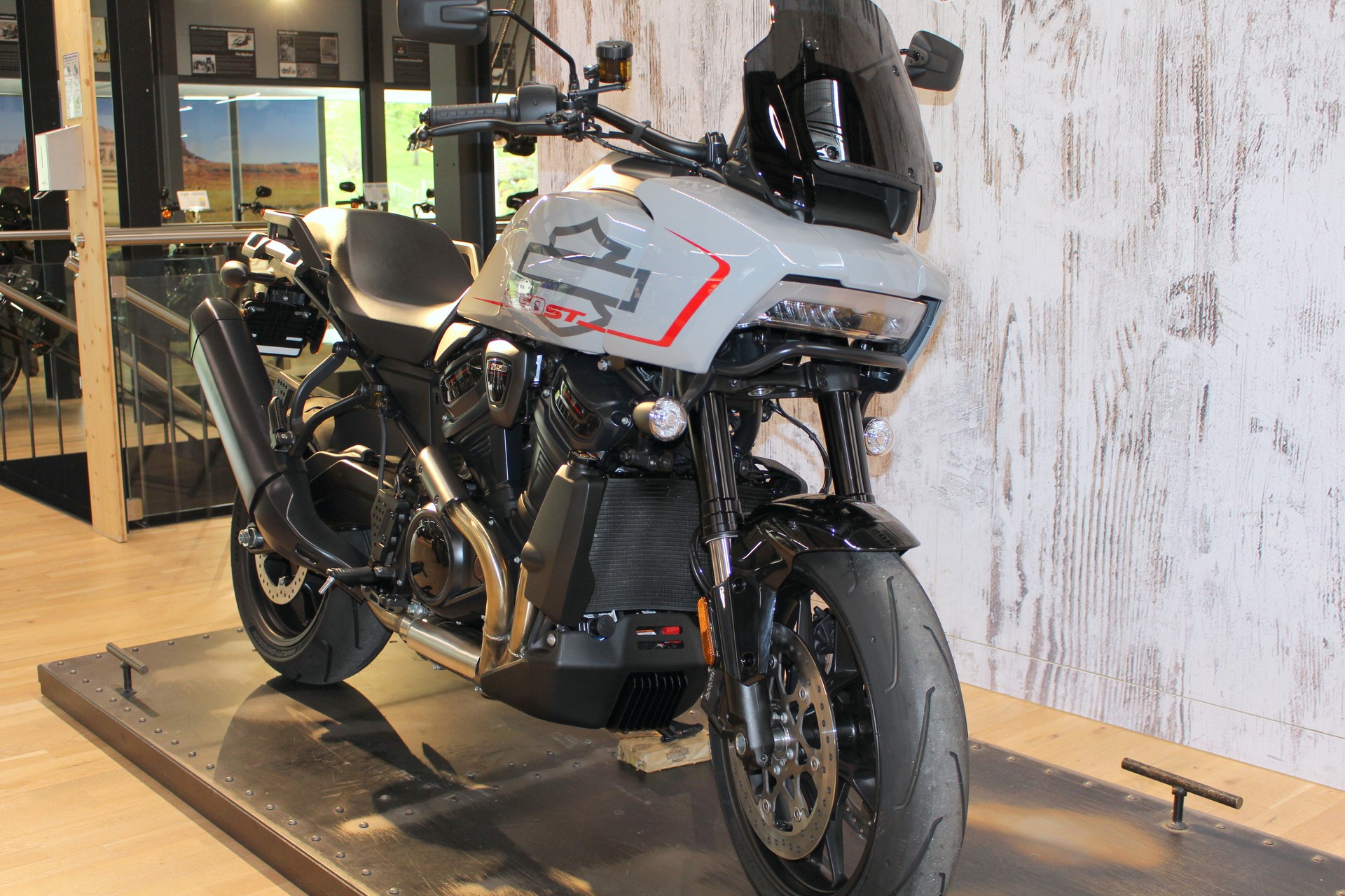 HARLEY-DAVIDSON RA1250ST Pan America ST-showroom-element-2