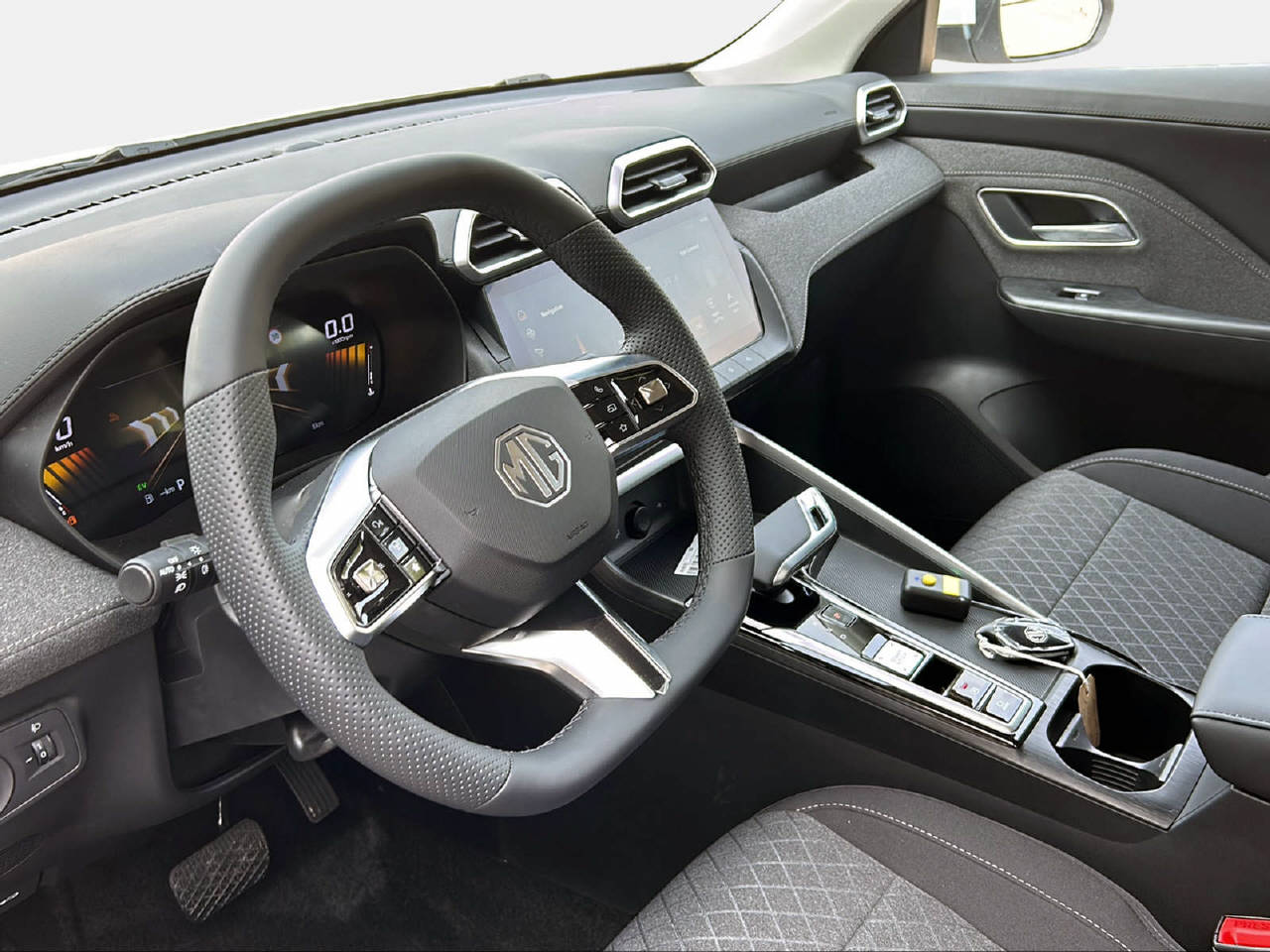 MG ZS 1.5 Hybrid+ Comfort-image-14