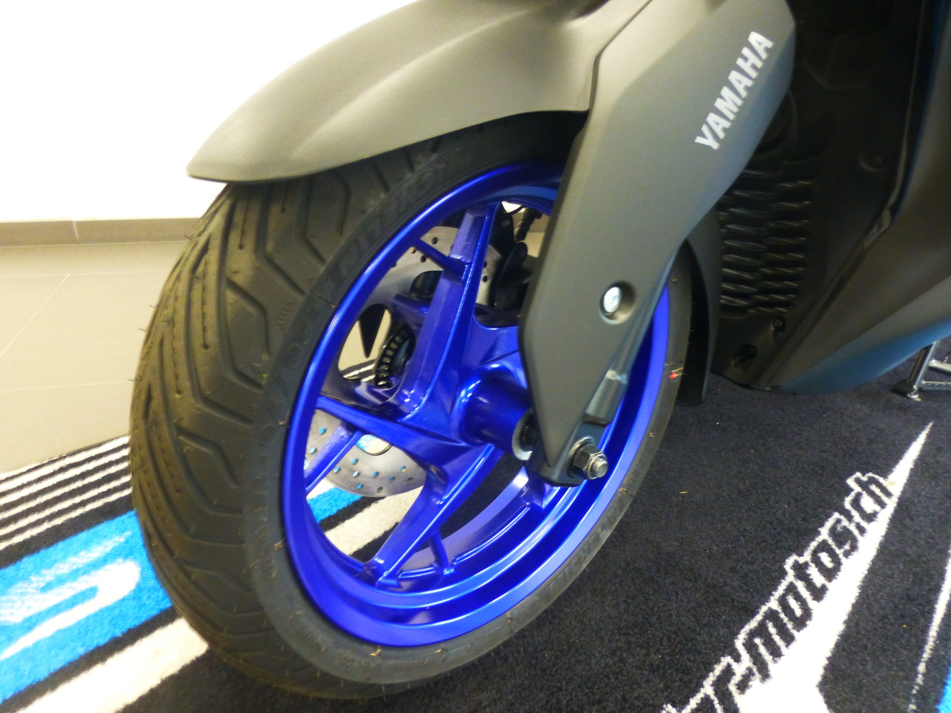 YAMAHA X-Max 300-image-14