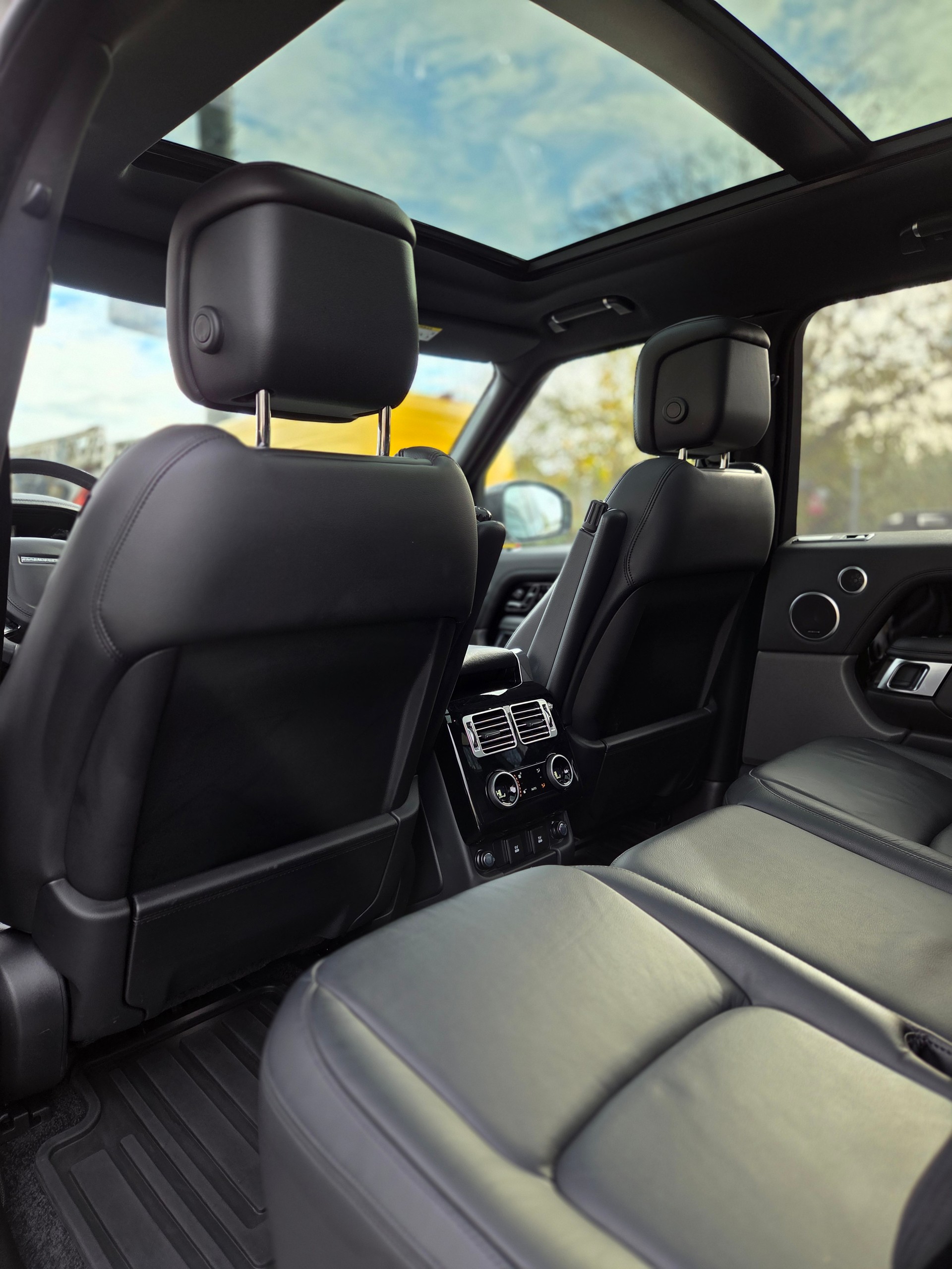LAND ROVER Range Rover 3.0 SDV6 Autobiography Automatic-image-9