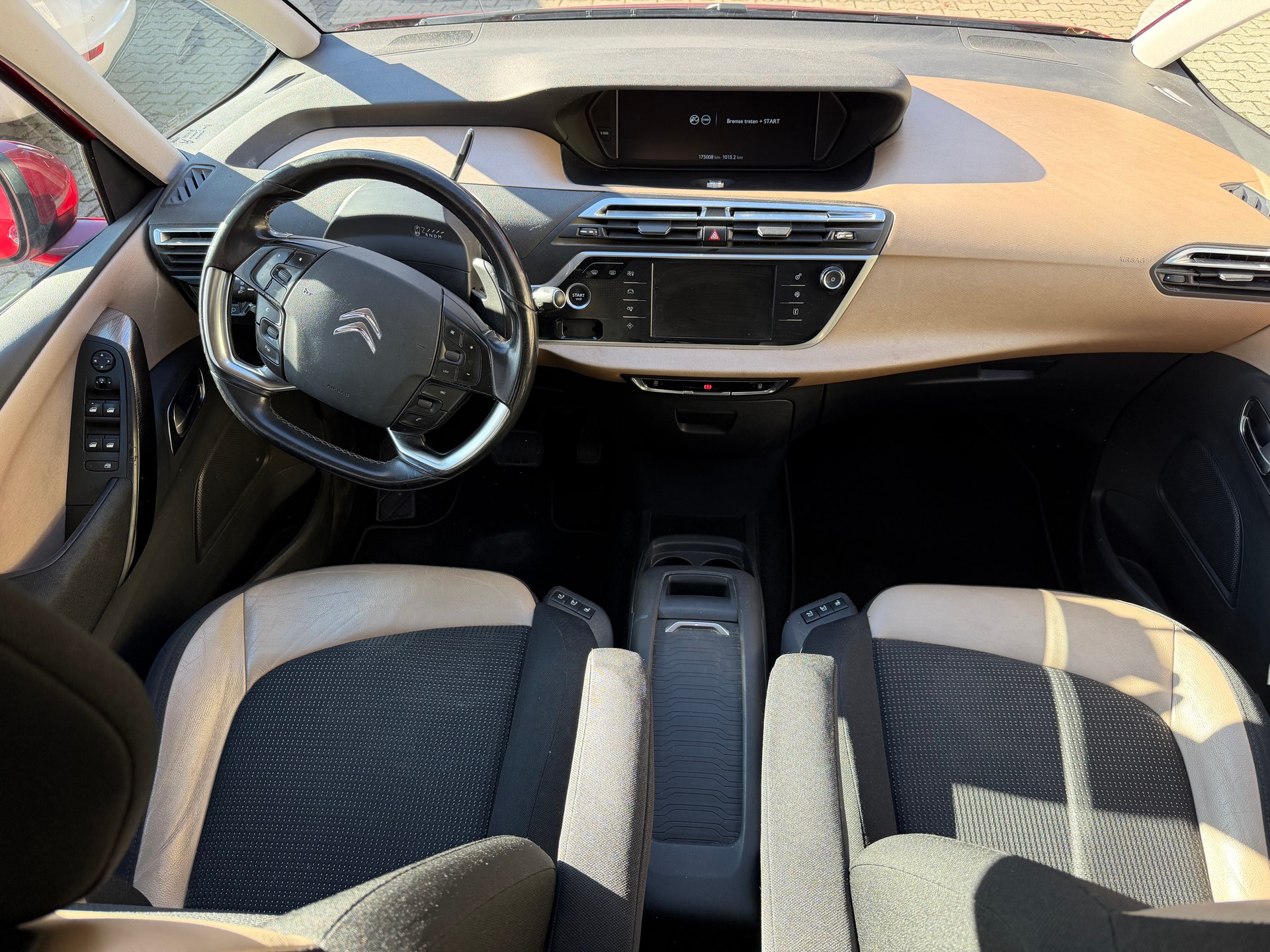 CITROEN Grand C4 Picasso 2.0 BlueHDi Intensive Automatic-image-7