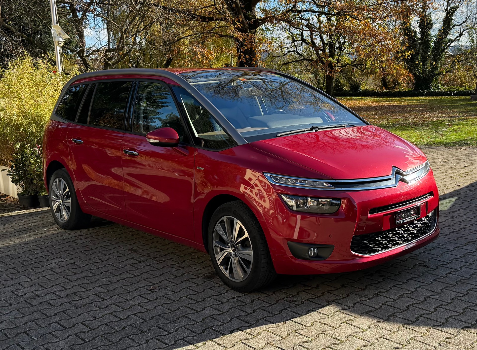 CITROEN Grand C4 Picasso 2.0 BlueHDi Intensive Automatic-image-0