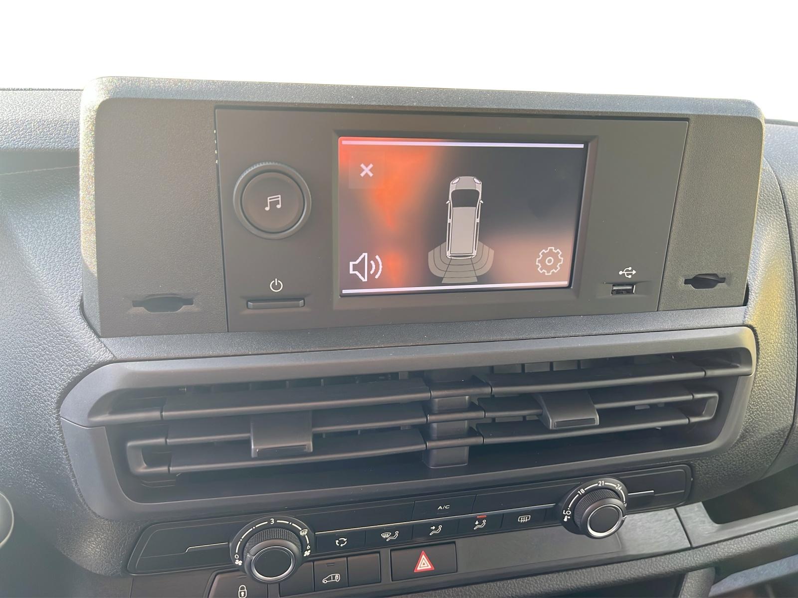 TOYOTA PROACE Van L1 1.5 D Active-image-9