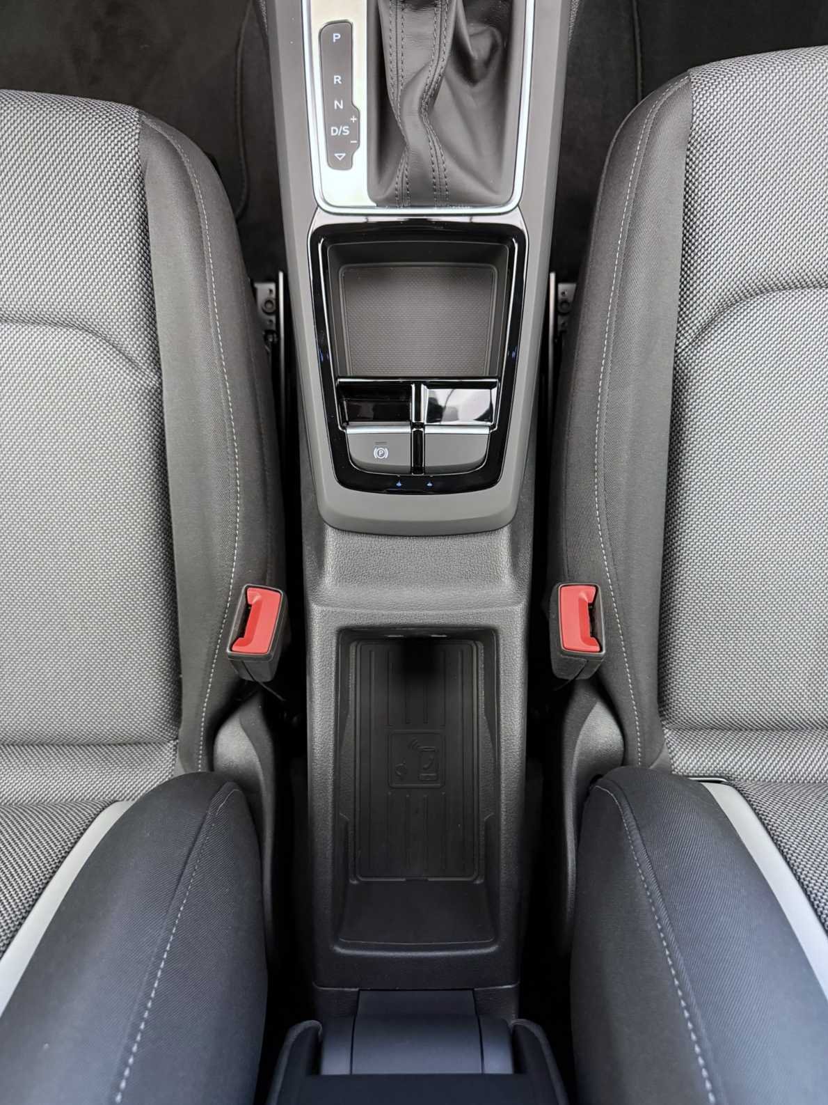 AUDI Q2 35 TFSI advanced S-tronic-image-10