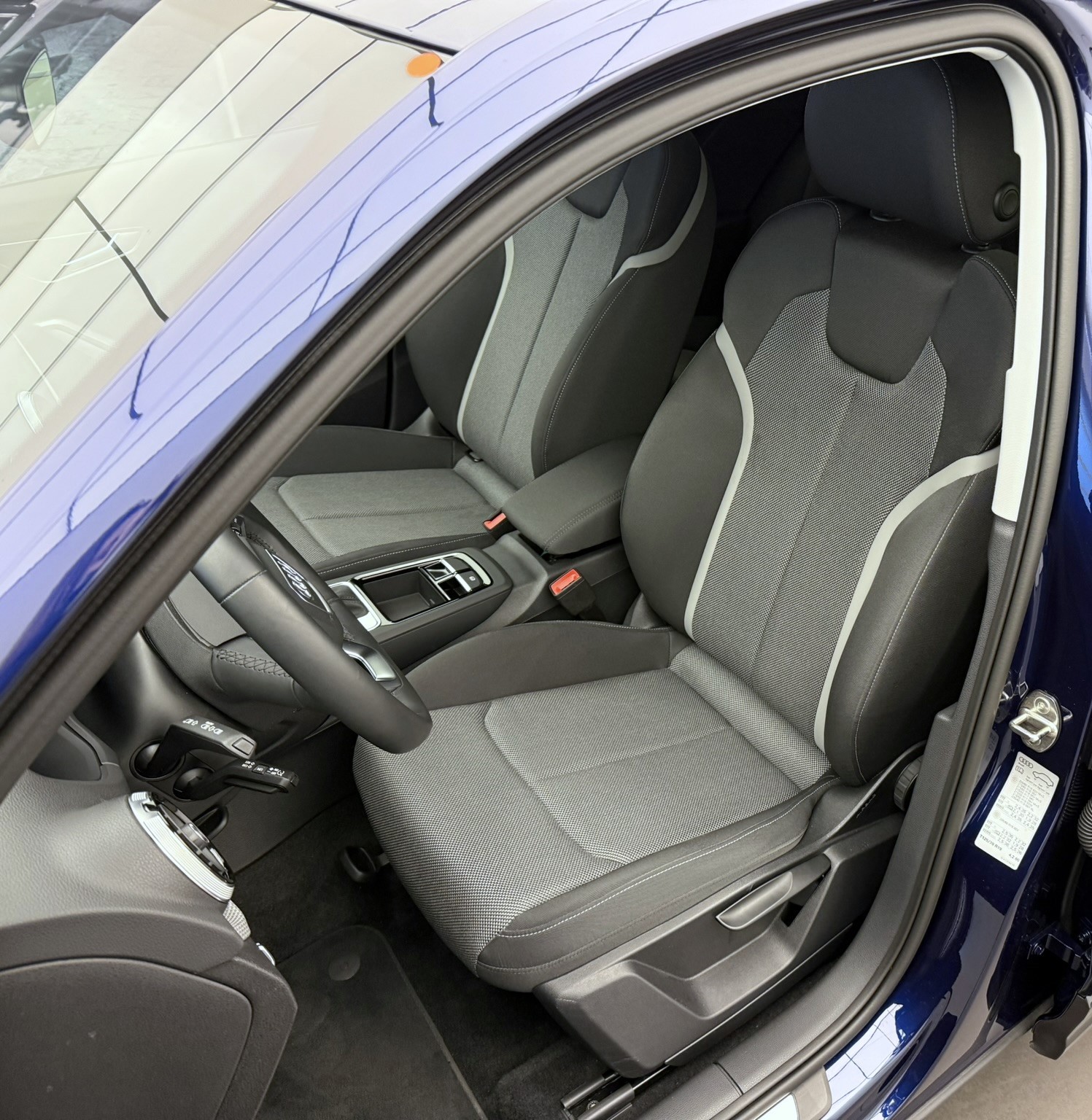 AUDI Q2 35 TFSI advanced S-tronic-image-4