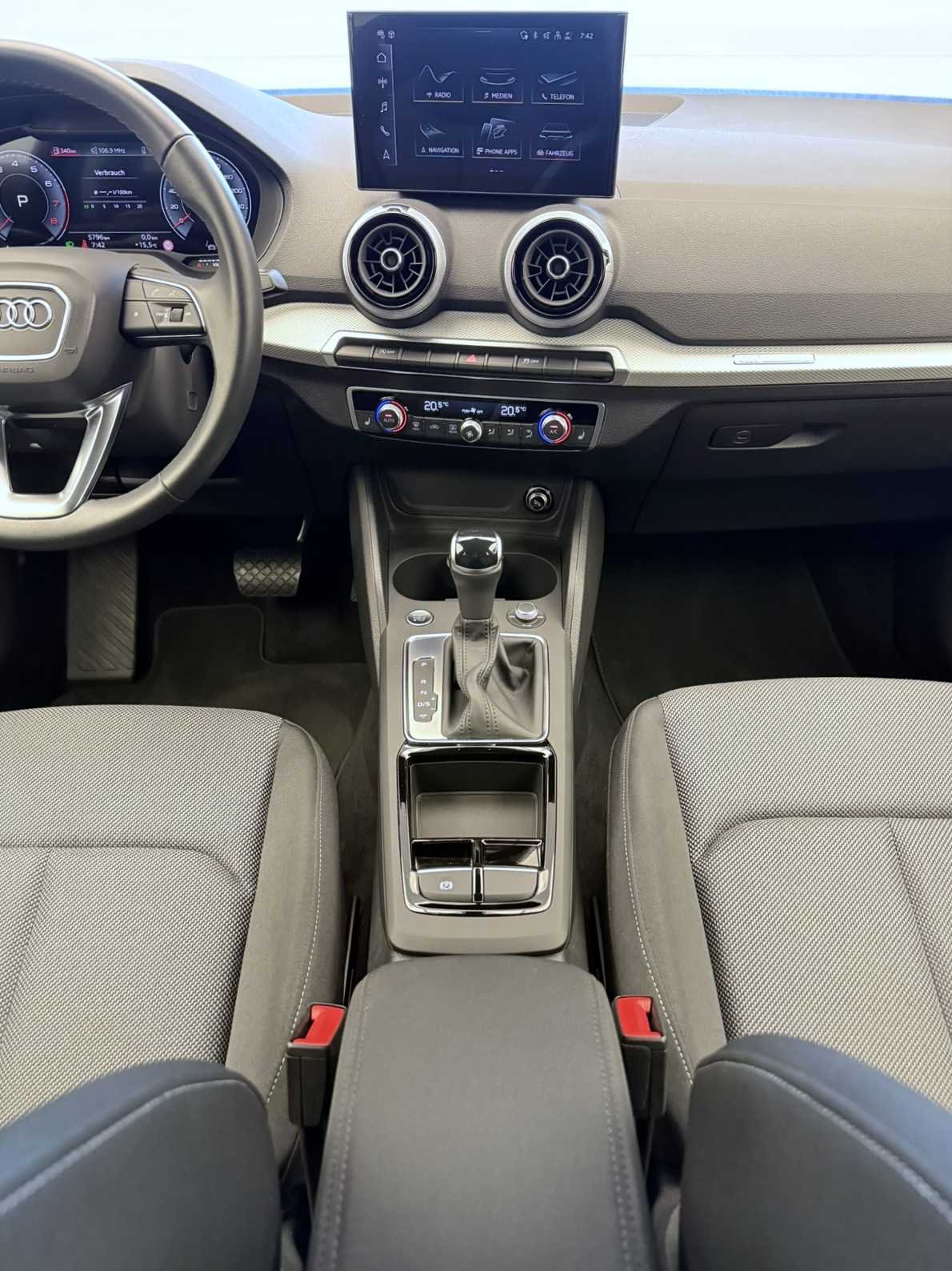 AUDI Q2 35 TFSI advanced S-tronic-image-9