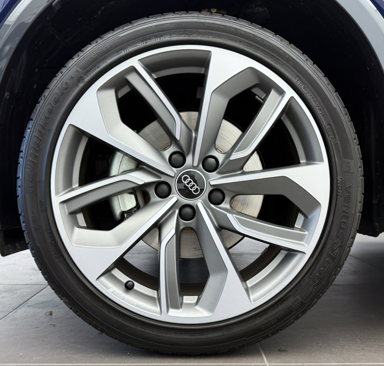 AUDI Q2 35 TFSI advanced S-tronic-showroom-element-2