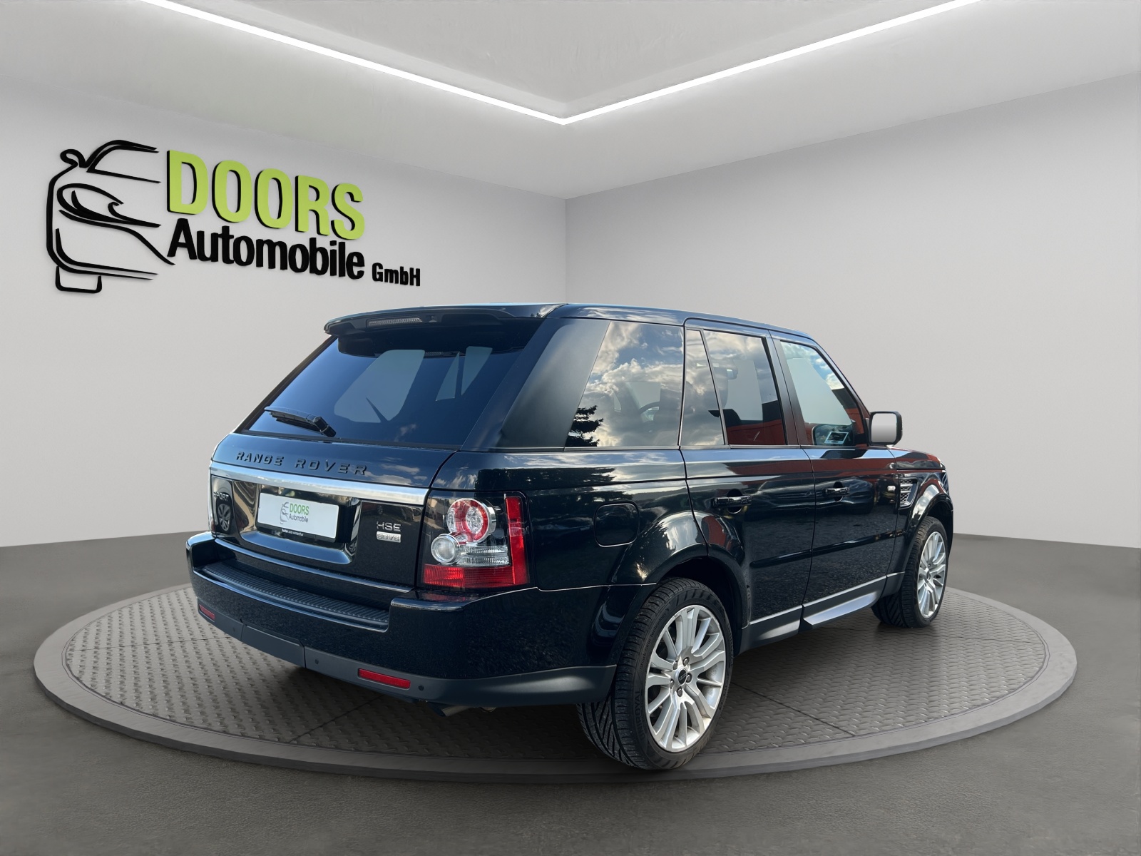 LAND ROVER Range Rover Sport 3.0 TDV6 SE Automatic-image-3