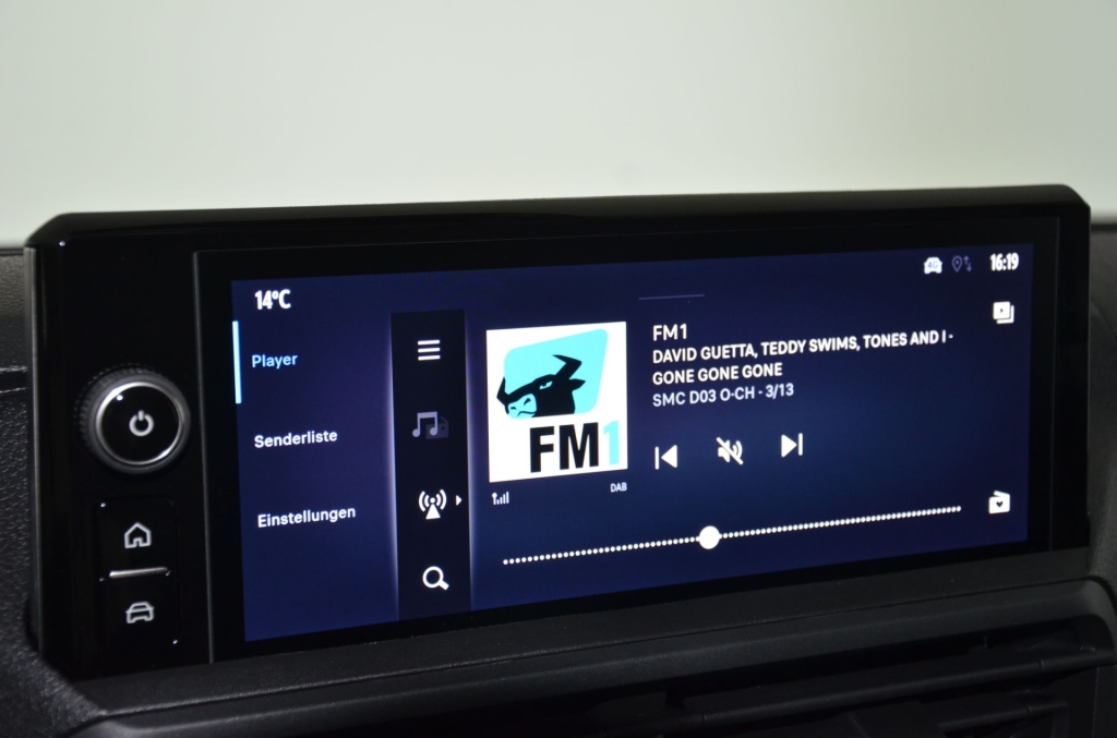 TOYOTA Proace EV 75kWh Medium Advanced-image-12