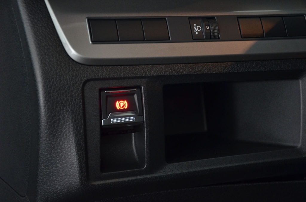 TOYOTA Proace EV 75kWh Medium Advanced-image-17