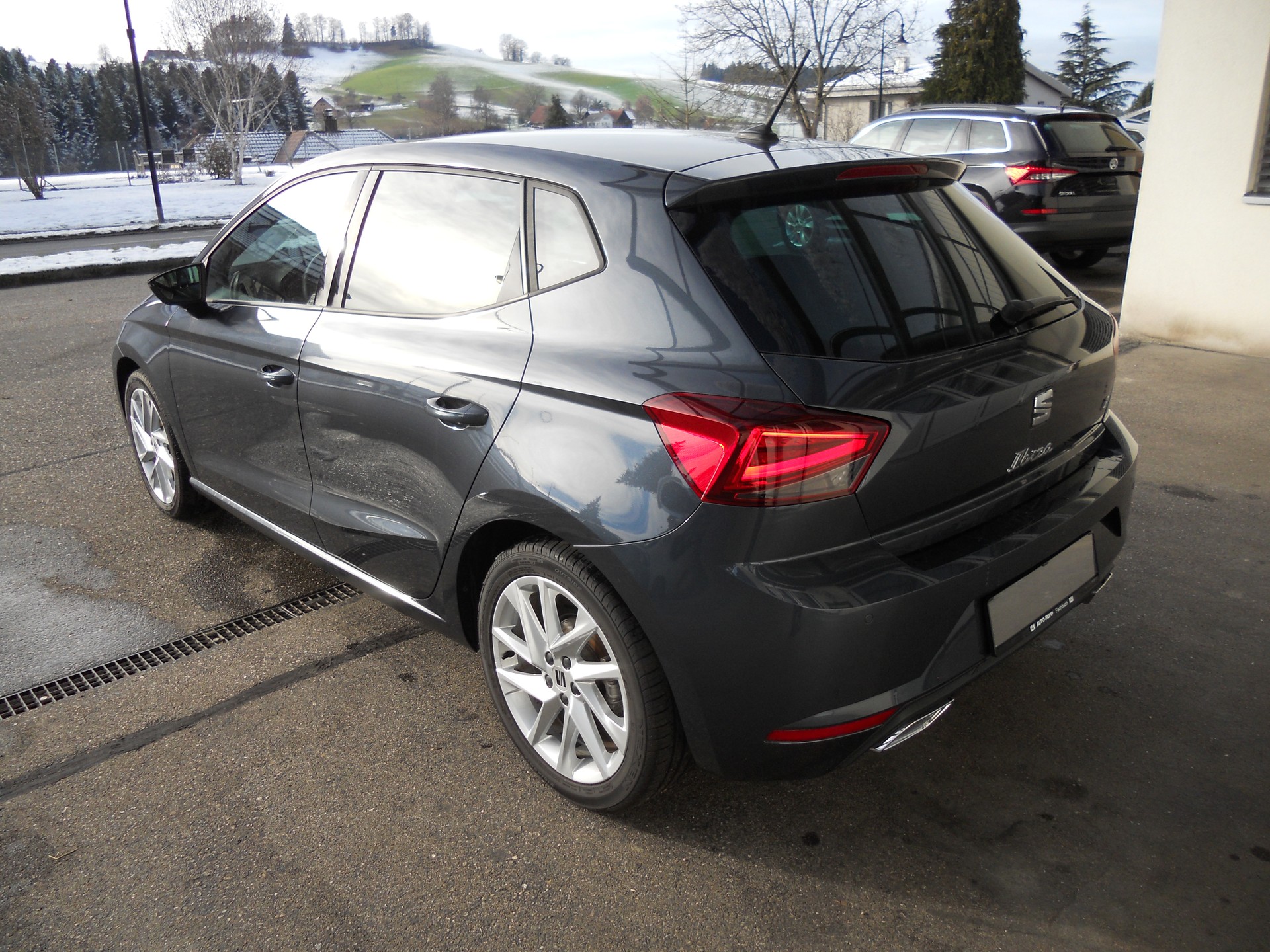 SEAT Ibiza 1.0 EcoTSI FR DSG-image-2