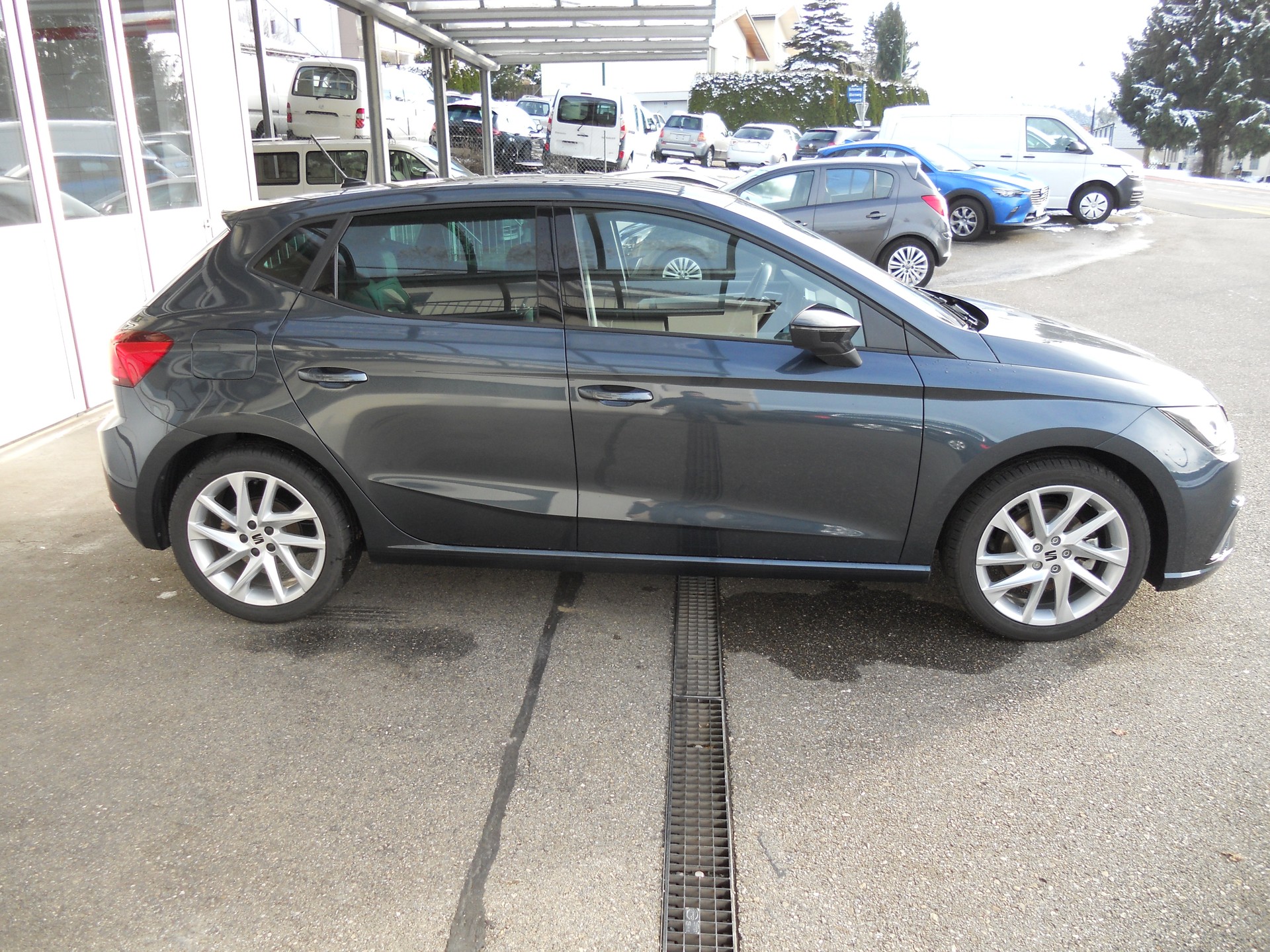 SEAT Ibiza 1.0 EcoTSI FR DSG-image-5