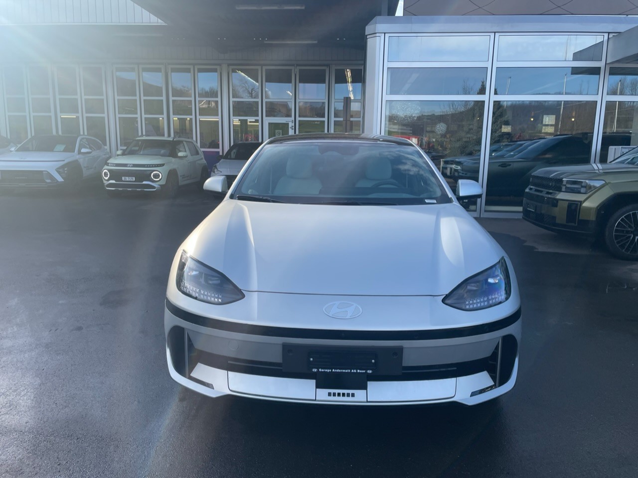 HYUNDAI Ioniq 6 77kWh Launch Edition 4WD-showroom-element-1