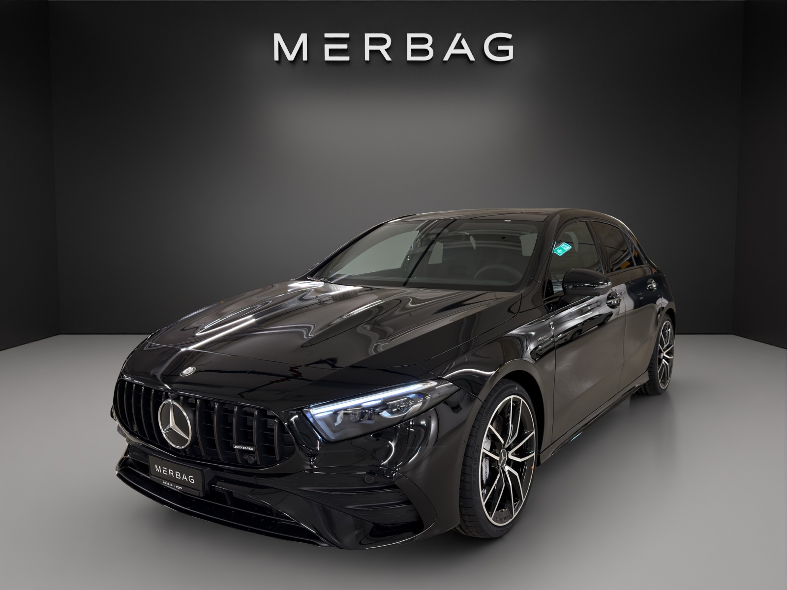 MERCEDES-BENZ A AMG 35 4Matic 8G-DCT-image-2