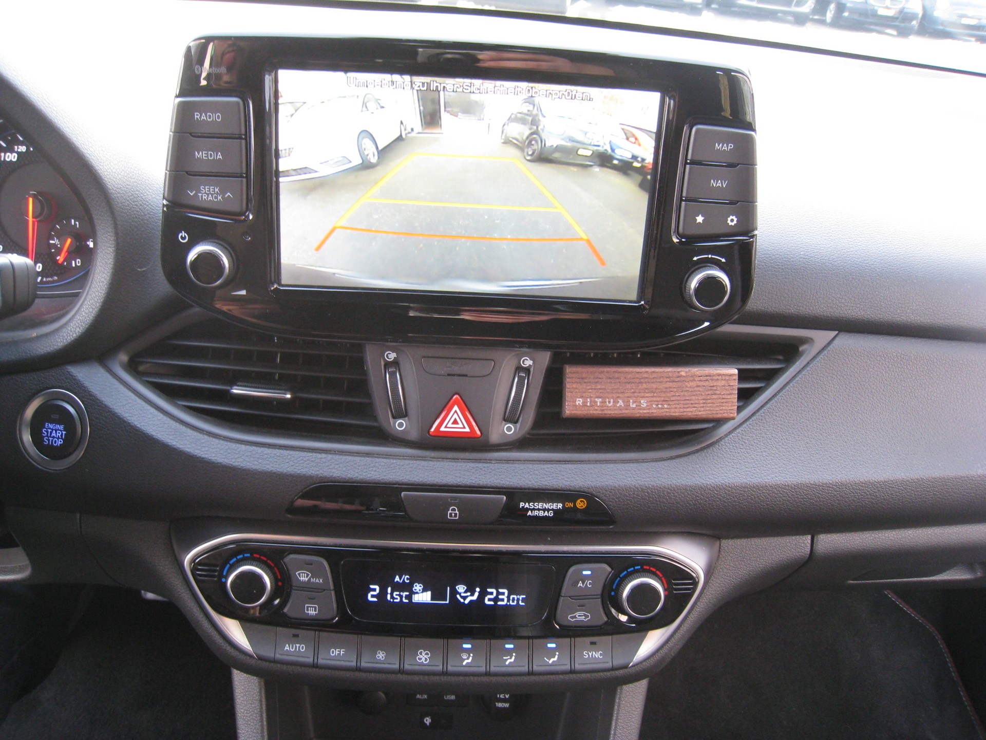 HYUNDAI i30 N 2.0 T-GDi-image-13