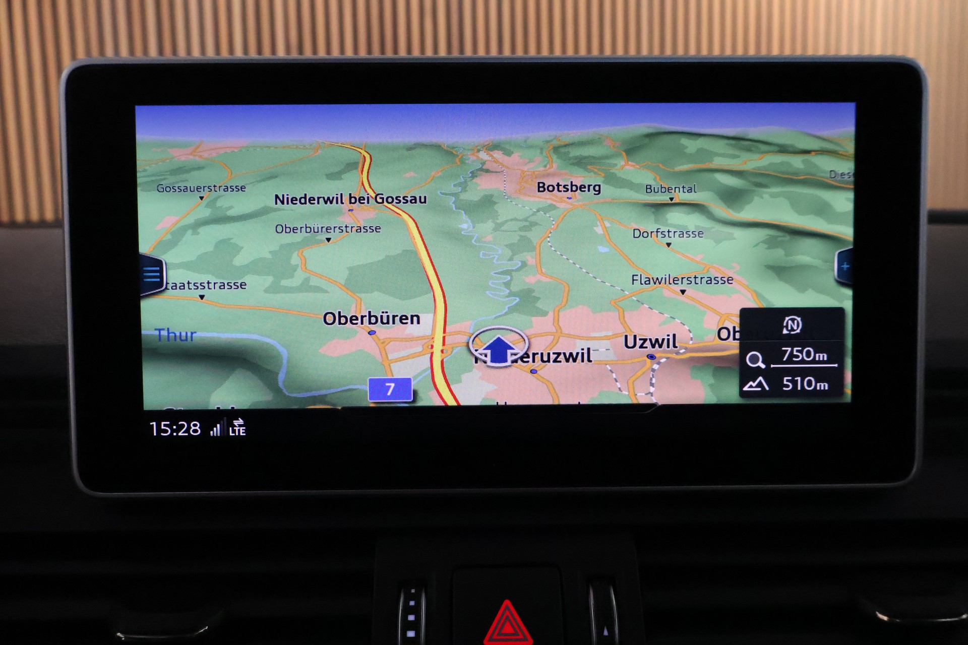 AUDI Q5 2.0 TDI sport quattro S-tronic-image-25