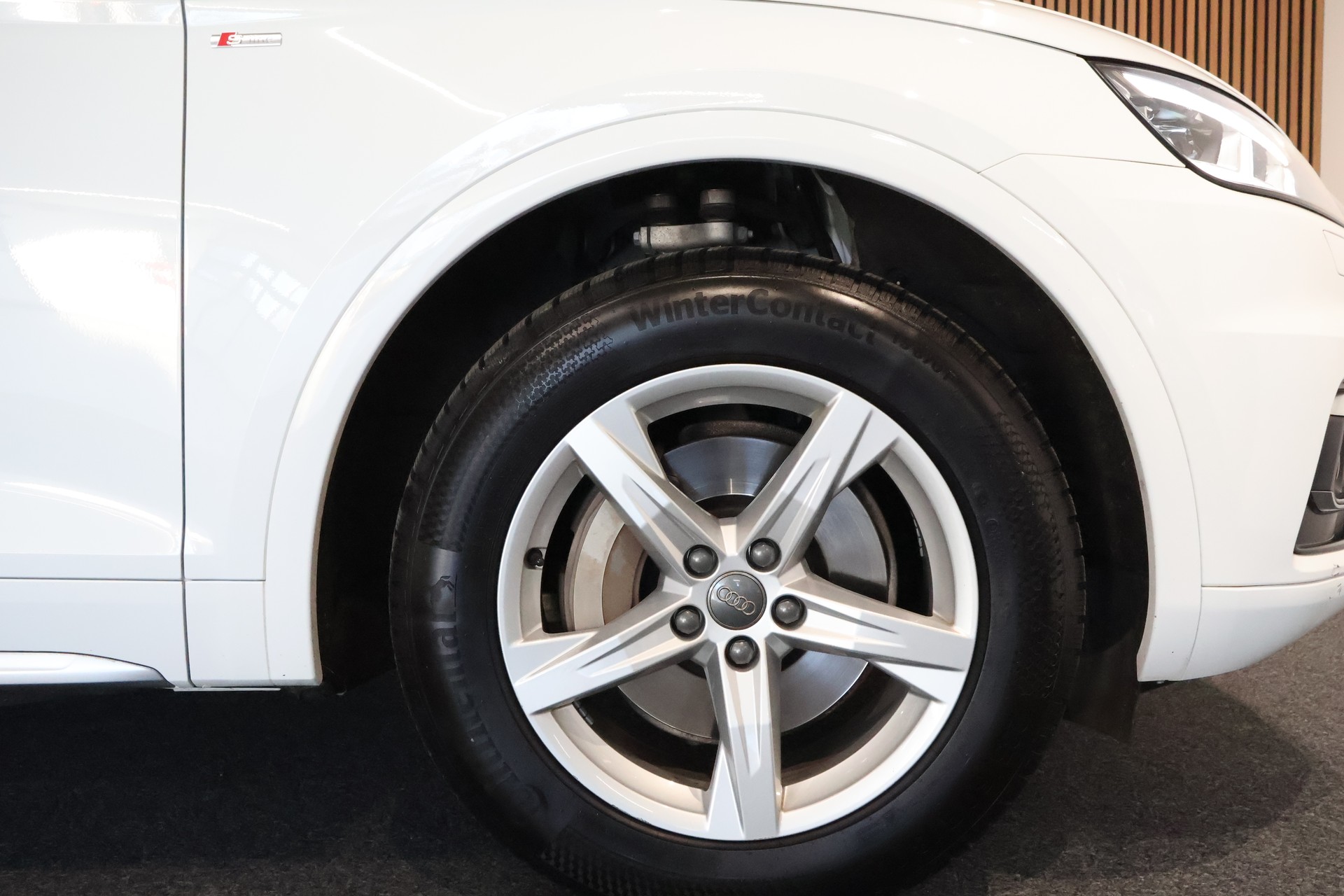 AUDI Q5 2.0 TDI sport quattro S-tronic-image-30