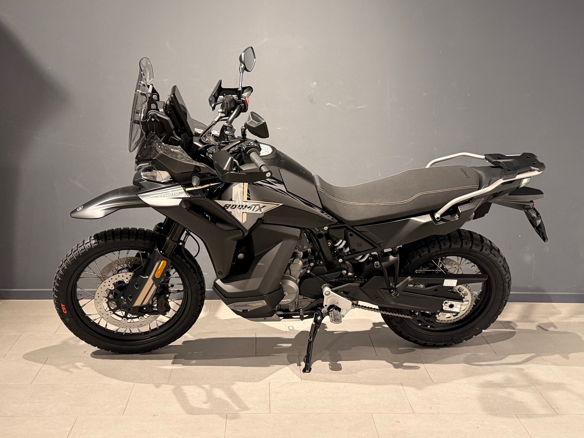 CF MOTO 800MT-X-showroom-element-3