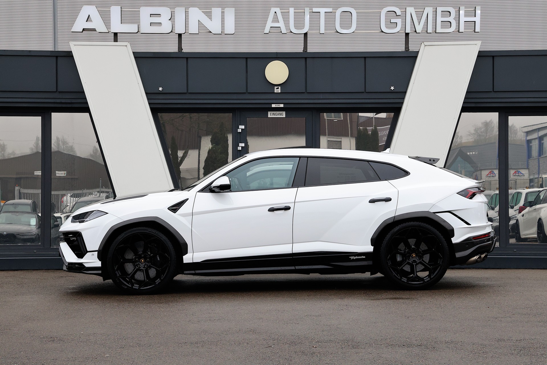 LAMBORGHINI Urus Performante *FULL-Carbon*-image-4