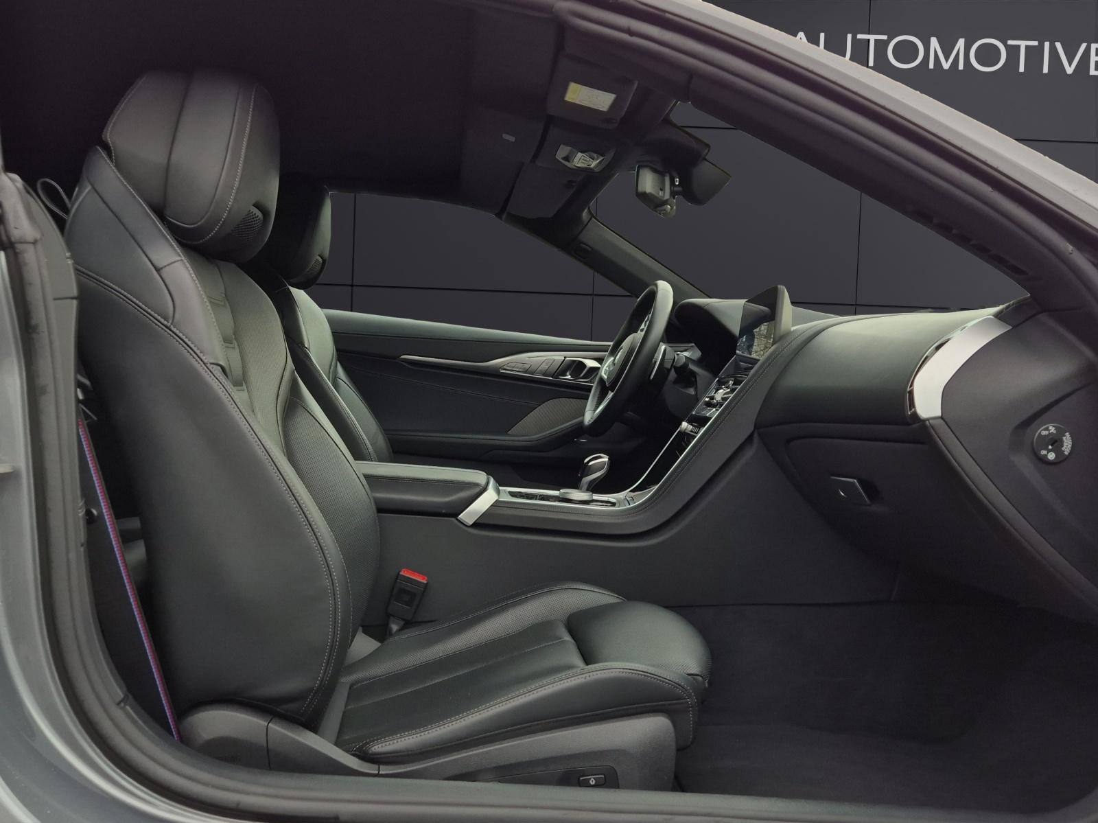 BMW 840i xDrive Cabriolet M Sport Pro-image-10