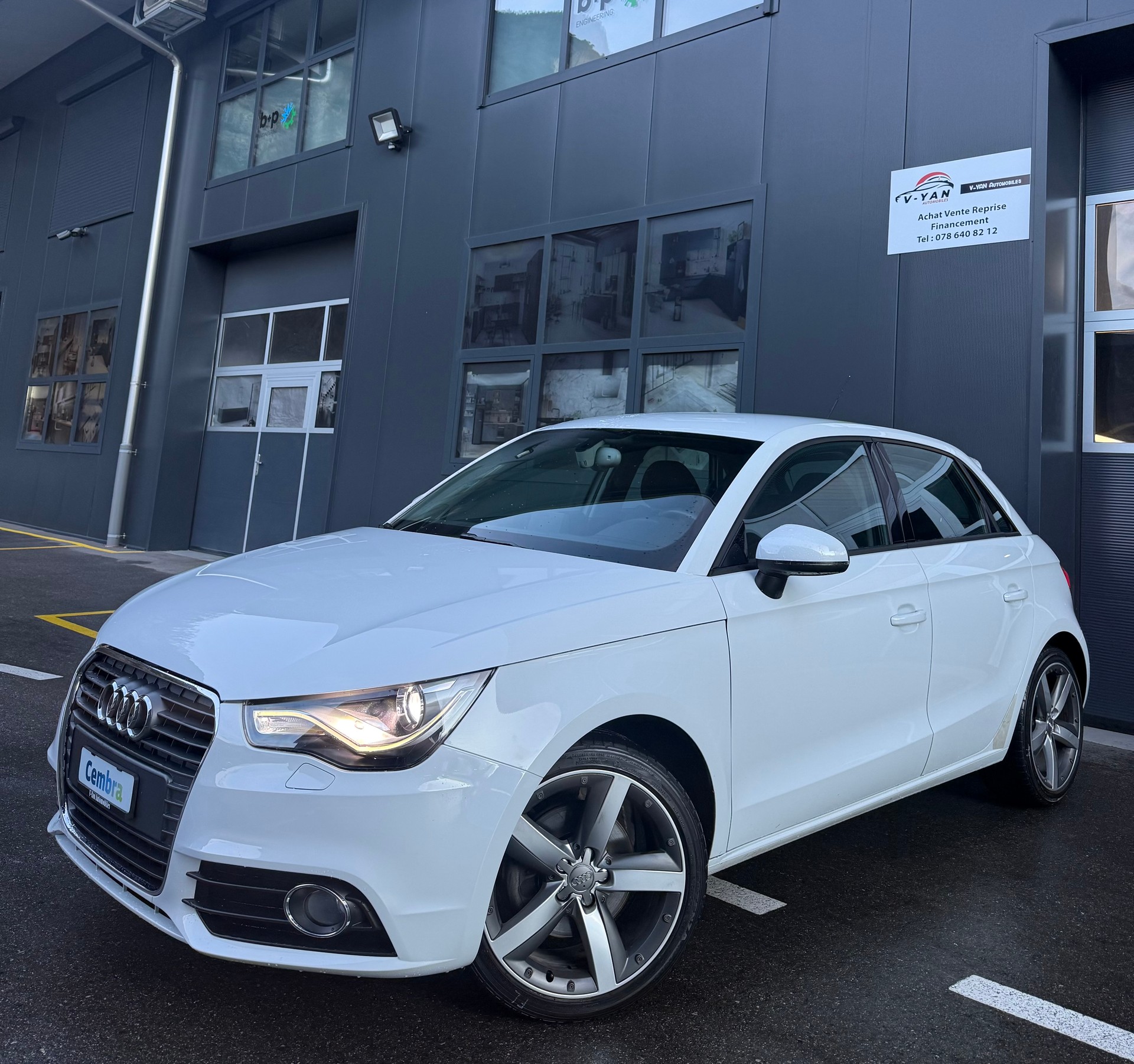 AUDI A1 Sportback 1.4 TFSI Ambition S-tronic-image-0