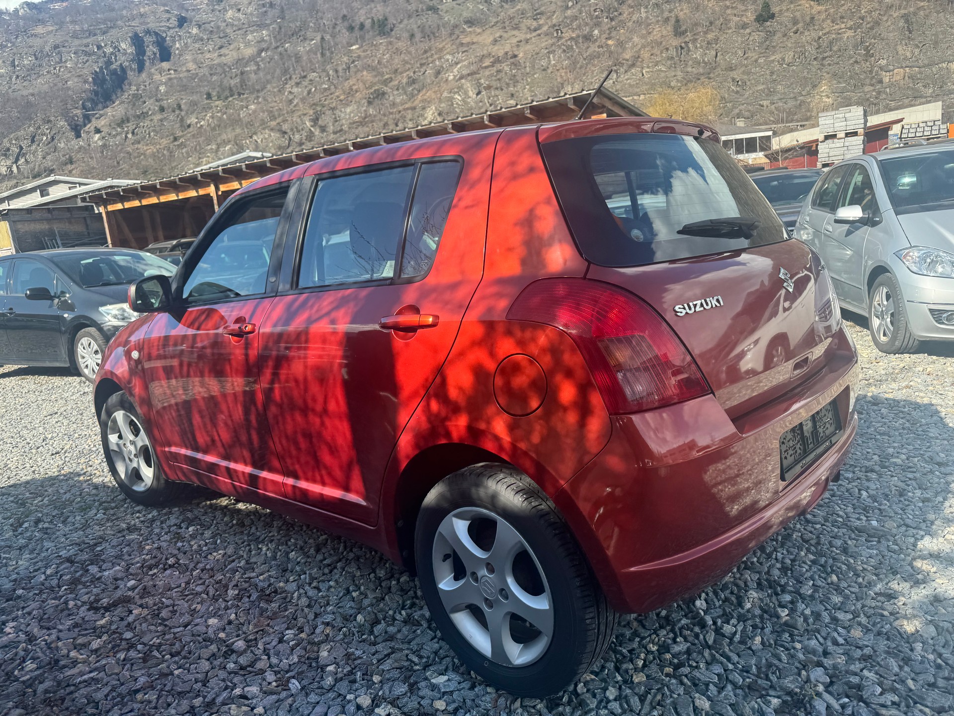 SUZUKI Swift 1.3i 16V GL Top 4x4-image-6