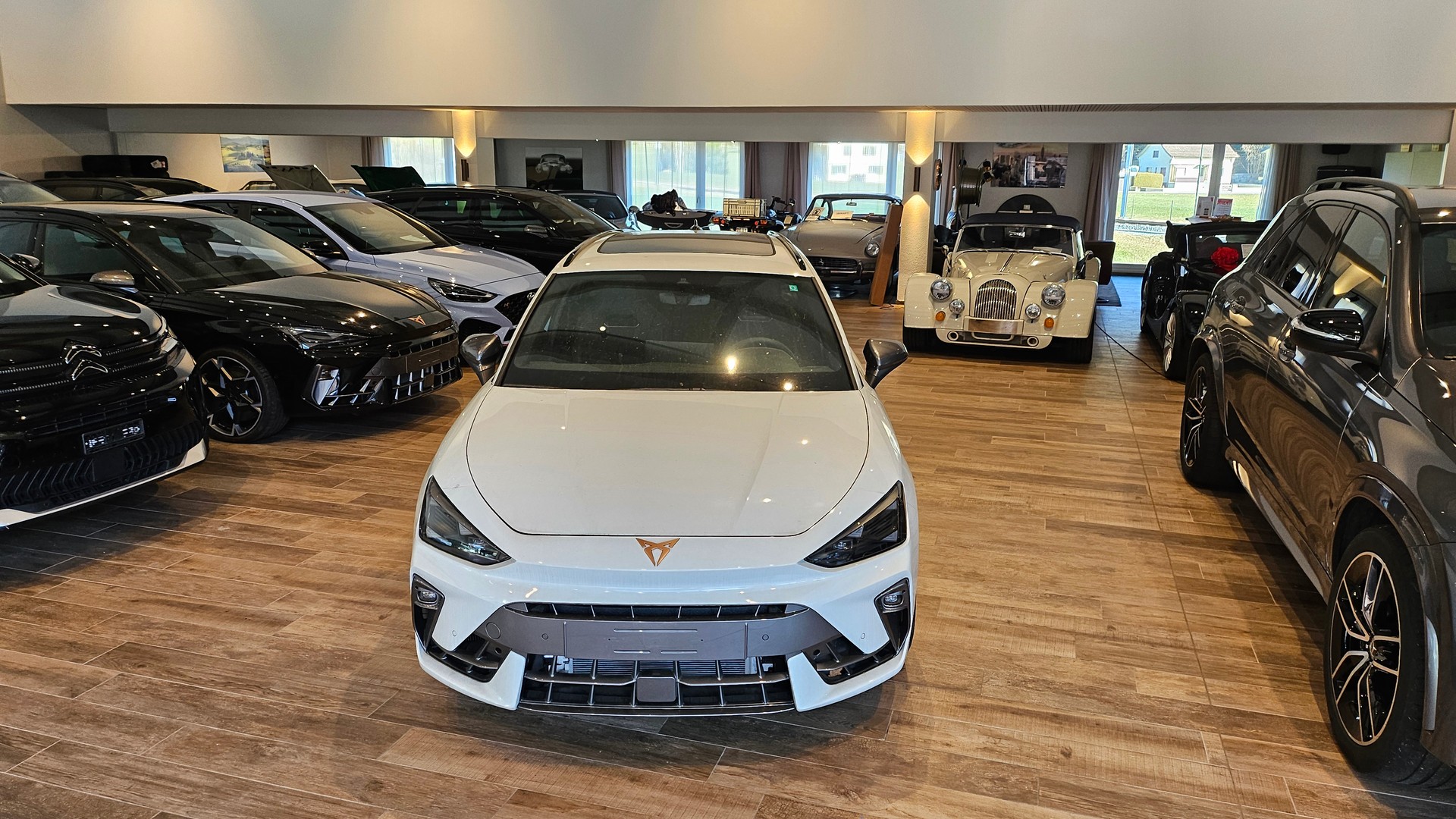CUPRA LEON ST 2.0 TSI VZ DSG 4Drive-image-3