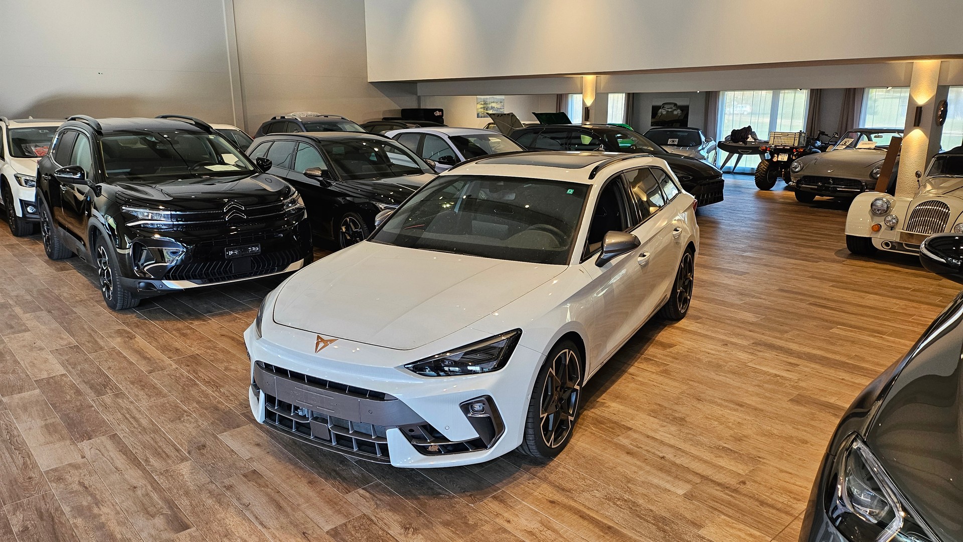 CUPRA LEON ST 2.0 TSI VZ DSG 4Drive-image-1