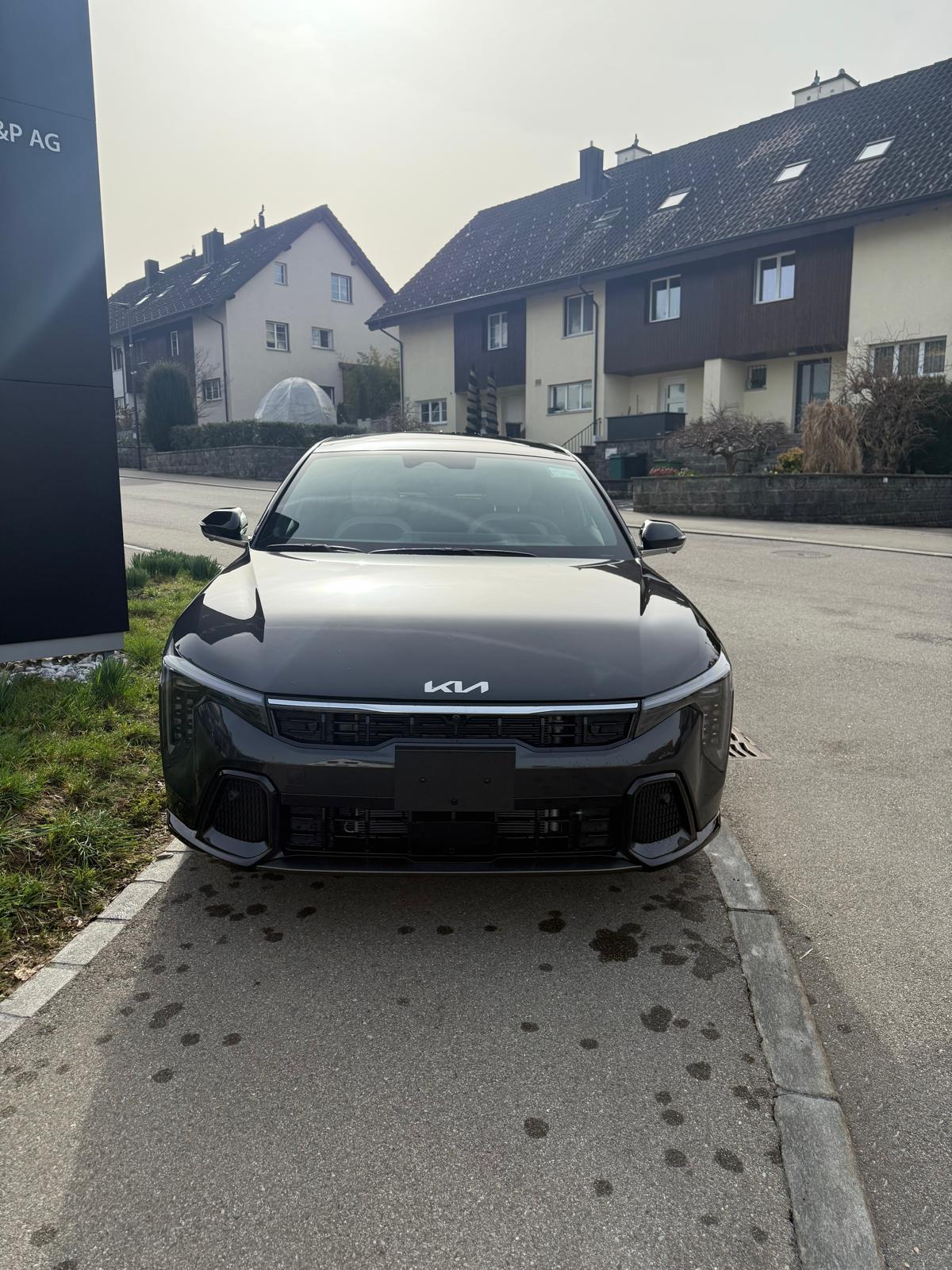 KIA K4 1.6 T-GDi GT-Line-showroom-element-2