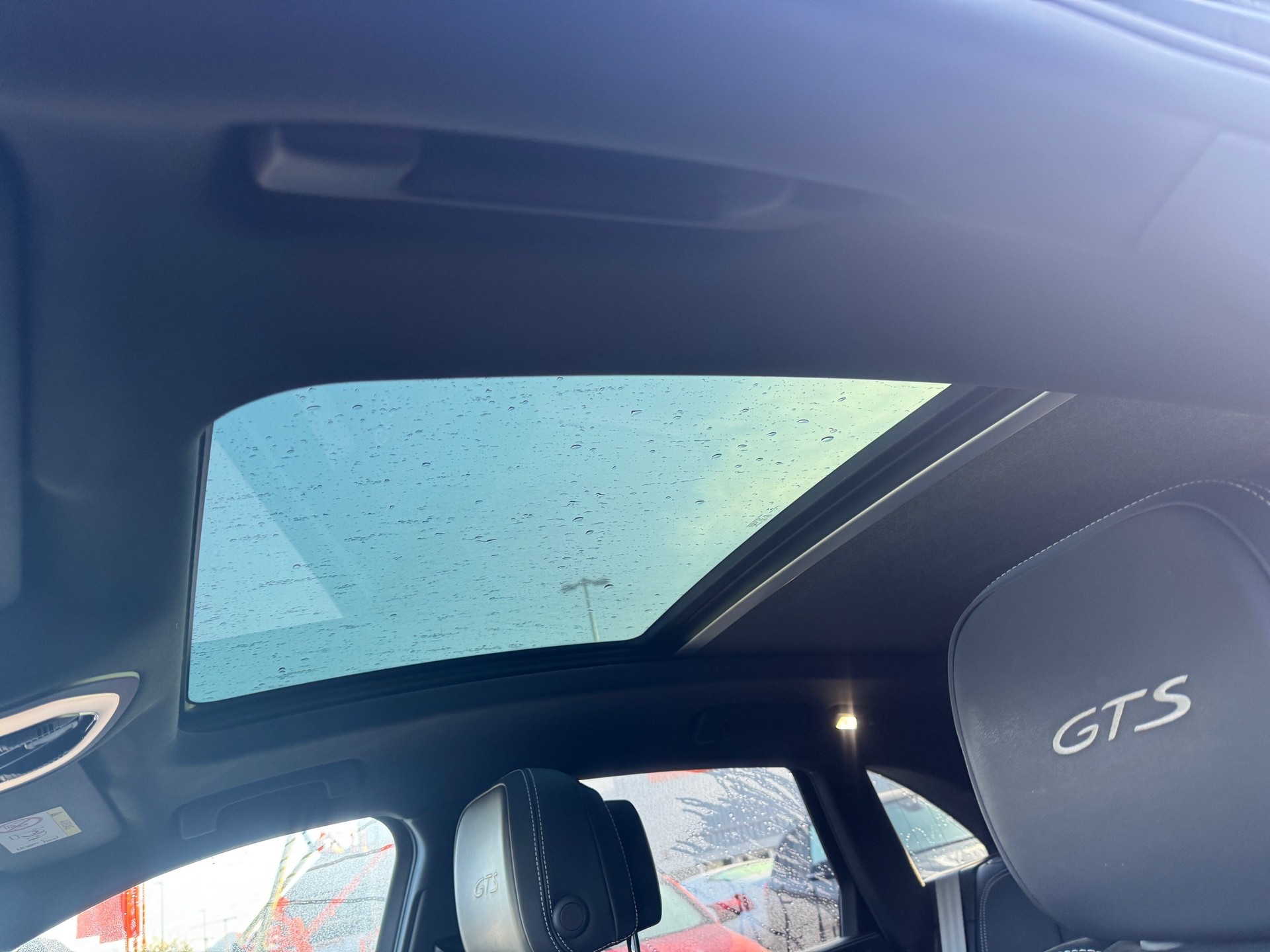 PORSCHE Macan GTS PDK-image-5