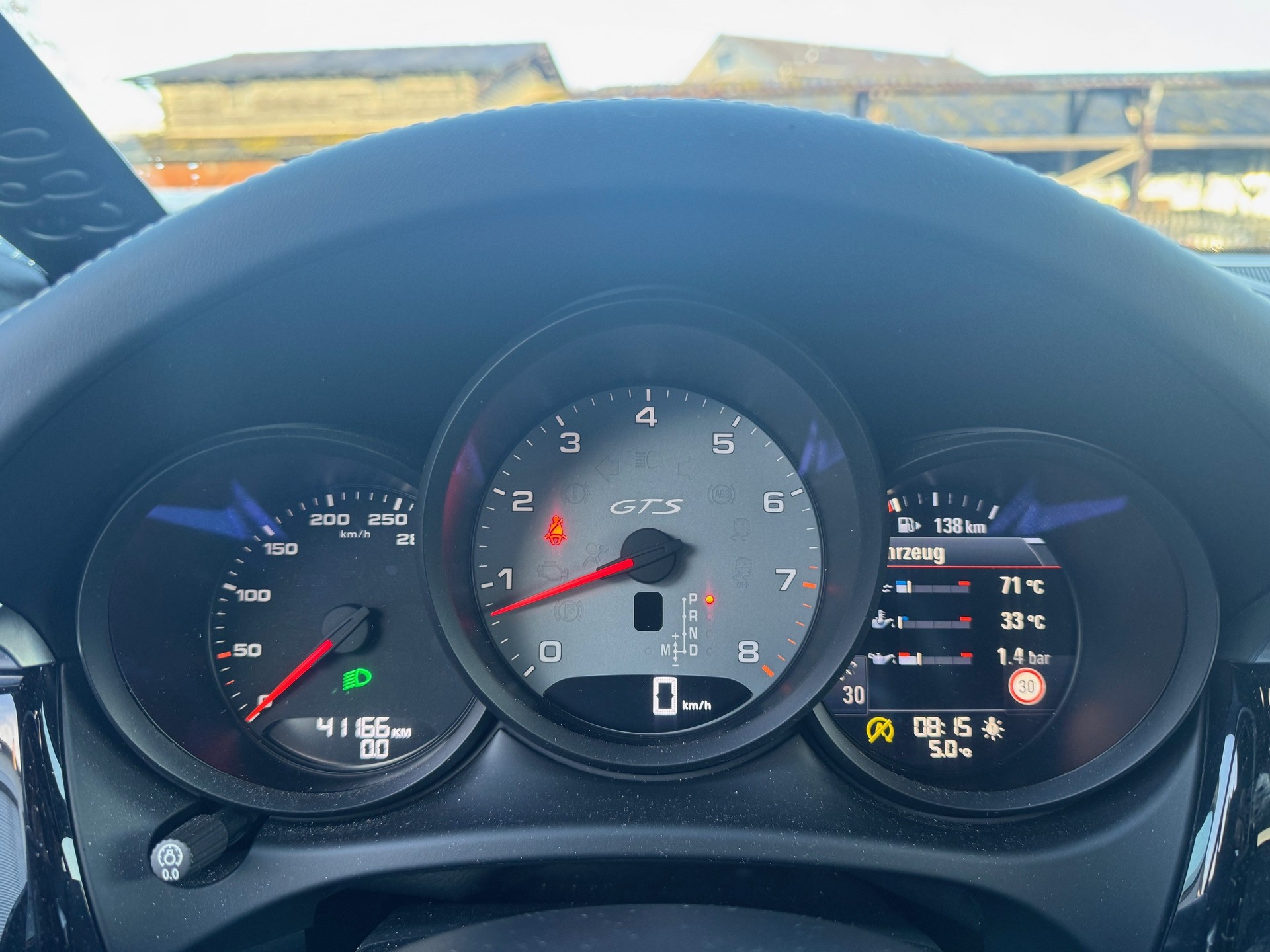 PORSCHE Macan GTS PDK-image-4