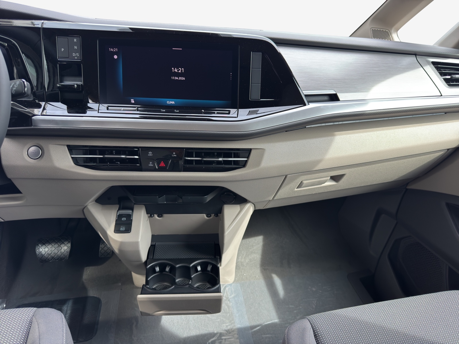 VW Multivan 2.0 TDI Life DSG Lang-image-10