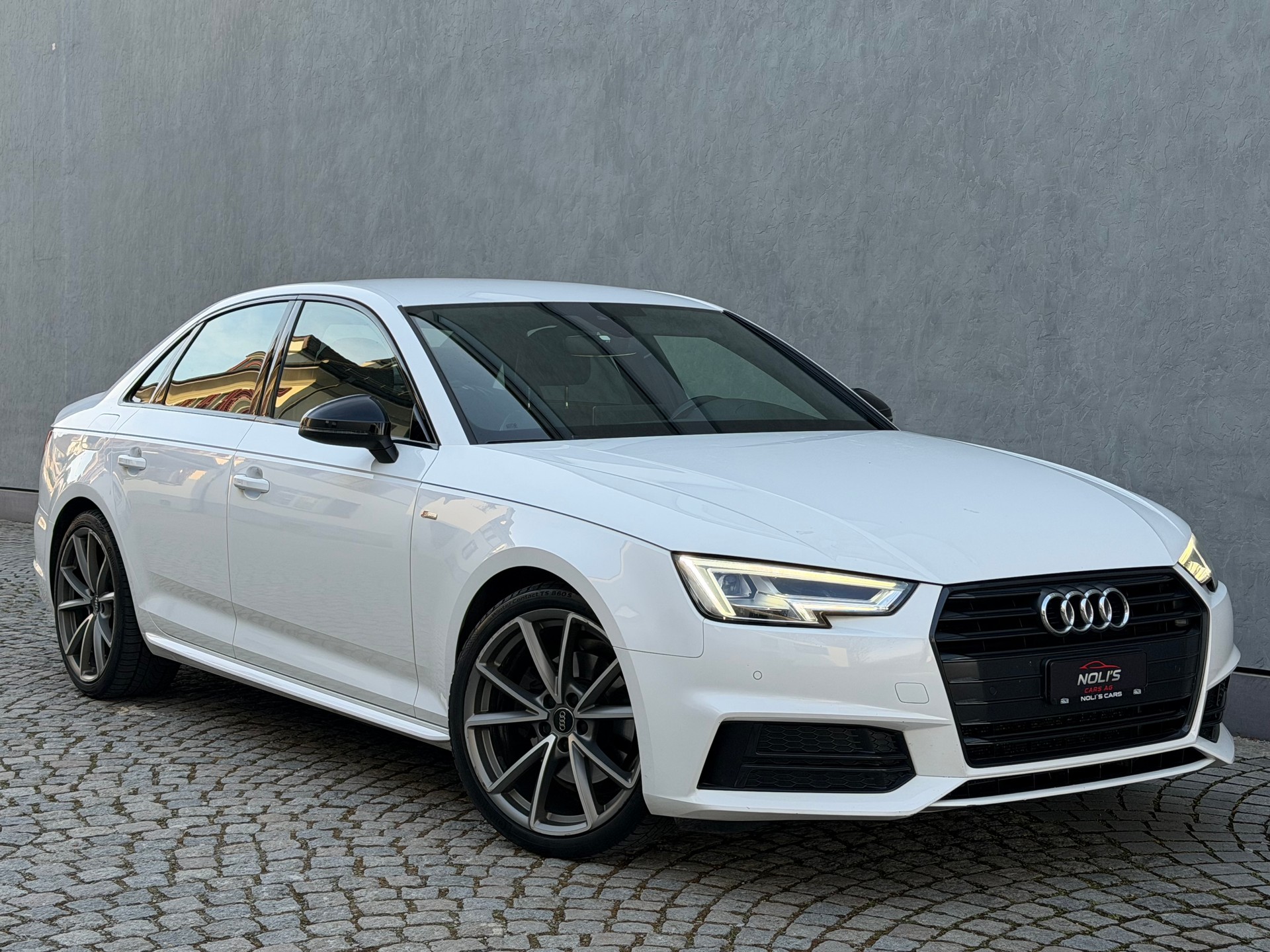 AUDI A4 Limousine 2.0 TDI Sport S-tronic-image-2