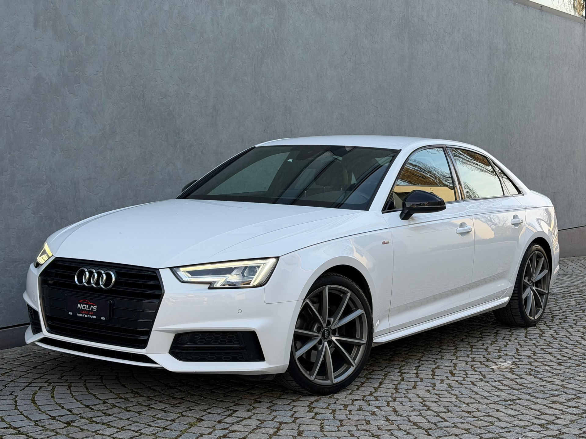 AUDI A4 Limousine 2.0 TDI Sport S-tronic