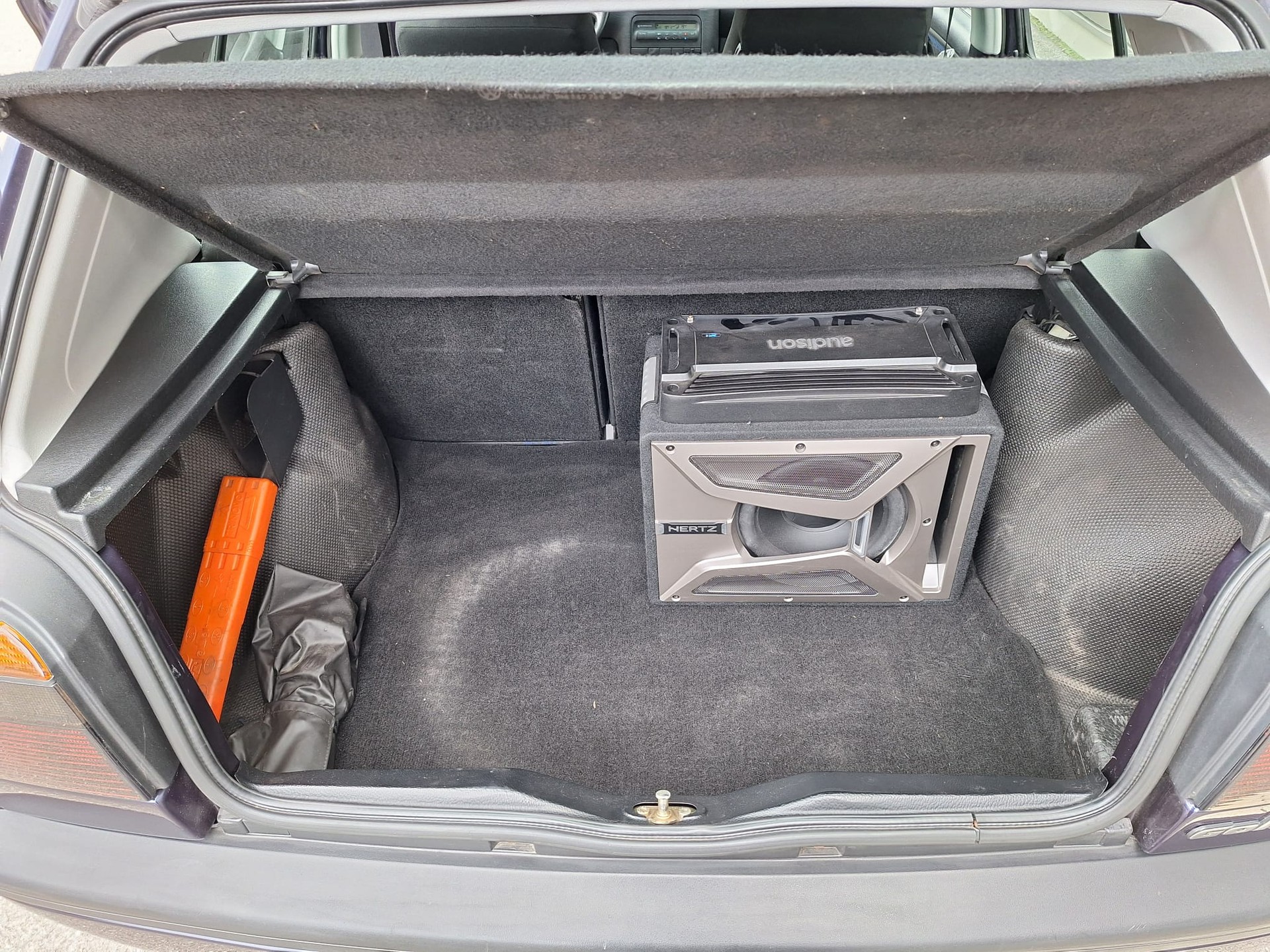 VW Golf 2000 GTI Edition-image-9