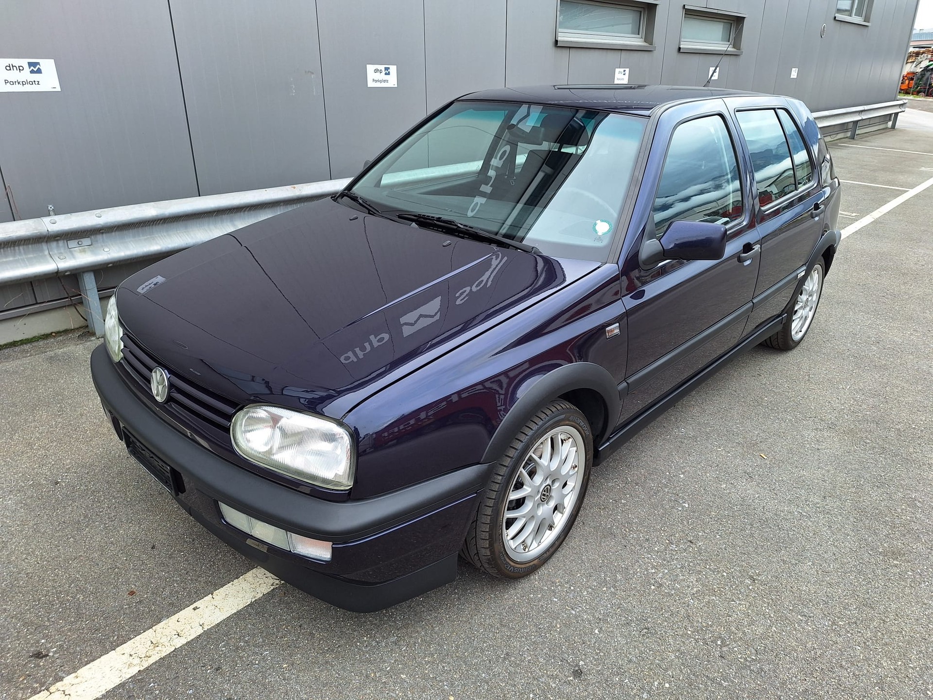 VW Golf 2000 GTI Edition-image-0